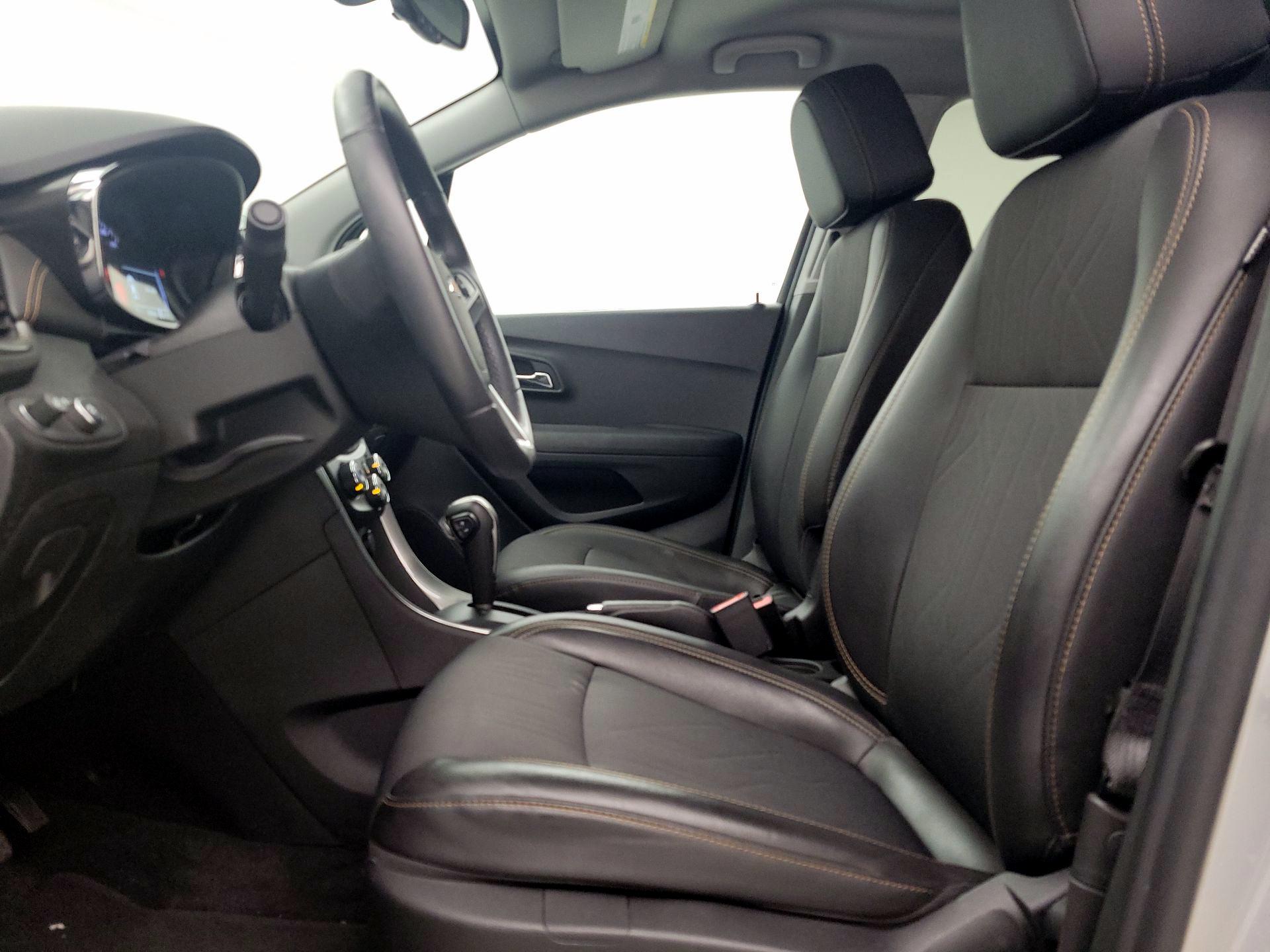 Thumbnail: 2020 Chevrolet Trax - 11