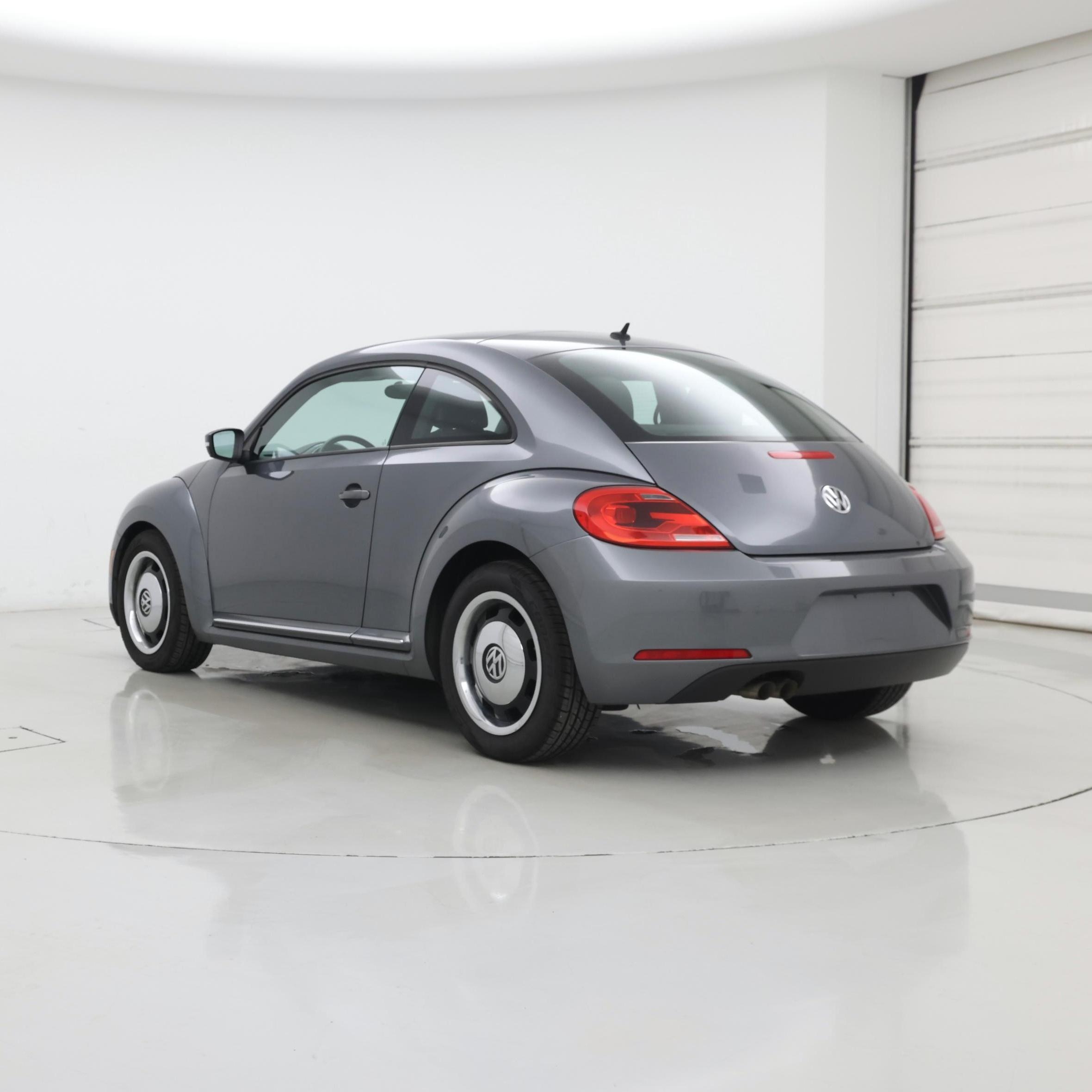 Thumbnail: 2013 Volkswagen Beetle - 2