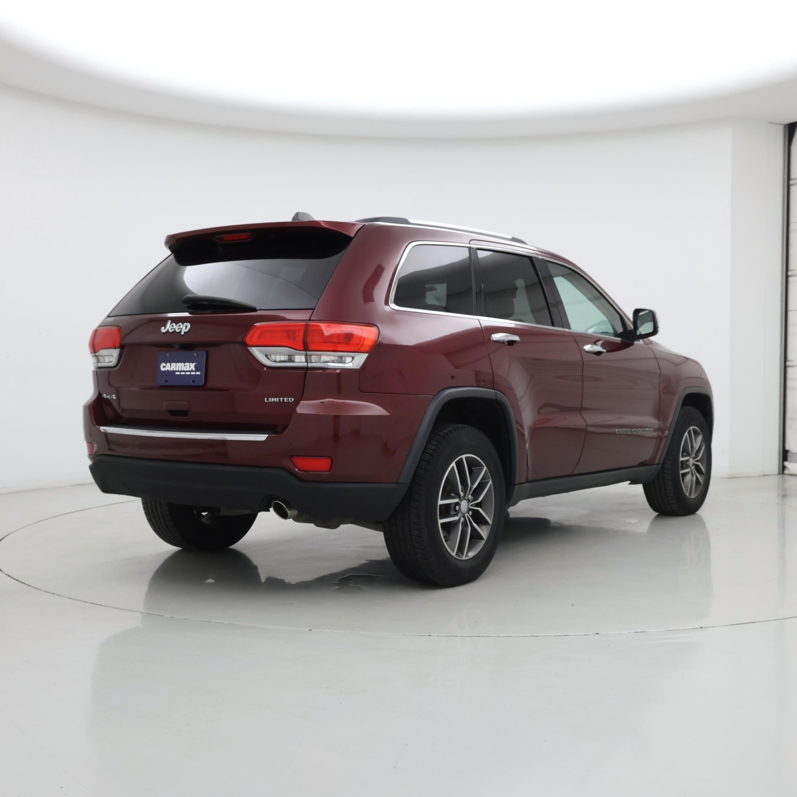 Thumbnail: 2017 Jeep Grand Cherokee - 8