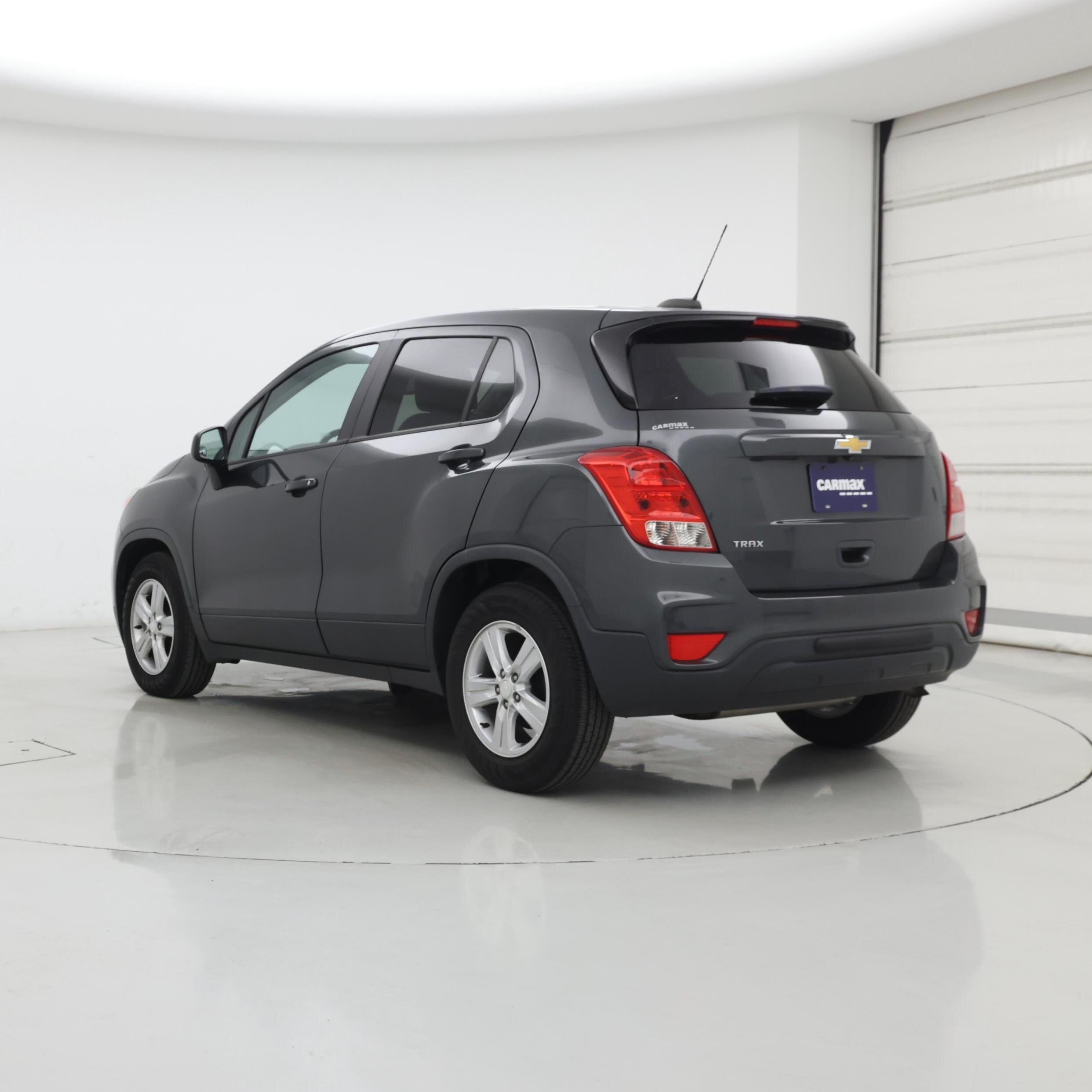 Thumbnail: 2020 Chevrolet Trax - 2