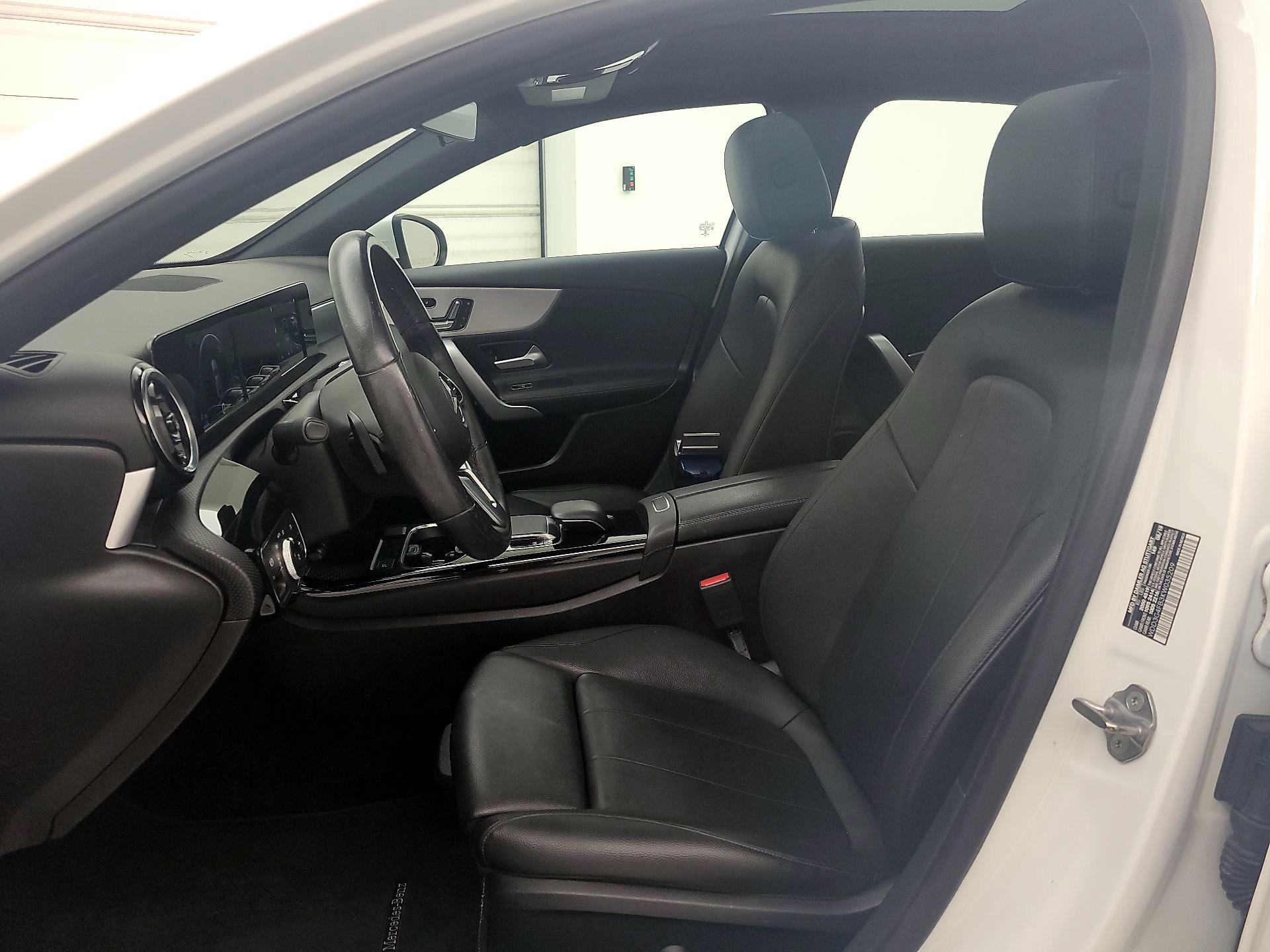Thumbnail: 2019 Mercedes-Benz A-Class - 11
