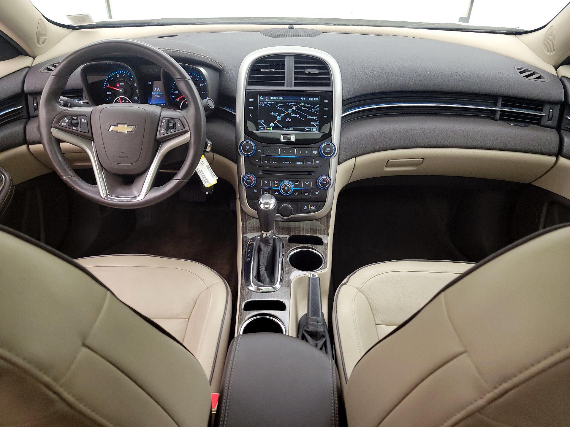 Thumbnail: 2015 Chevrolet Malibu - 9