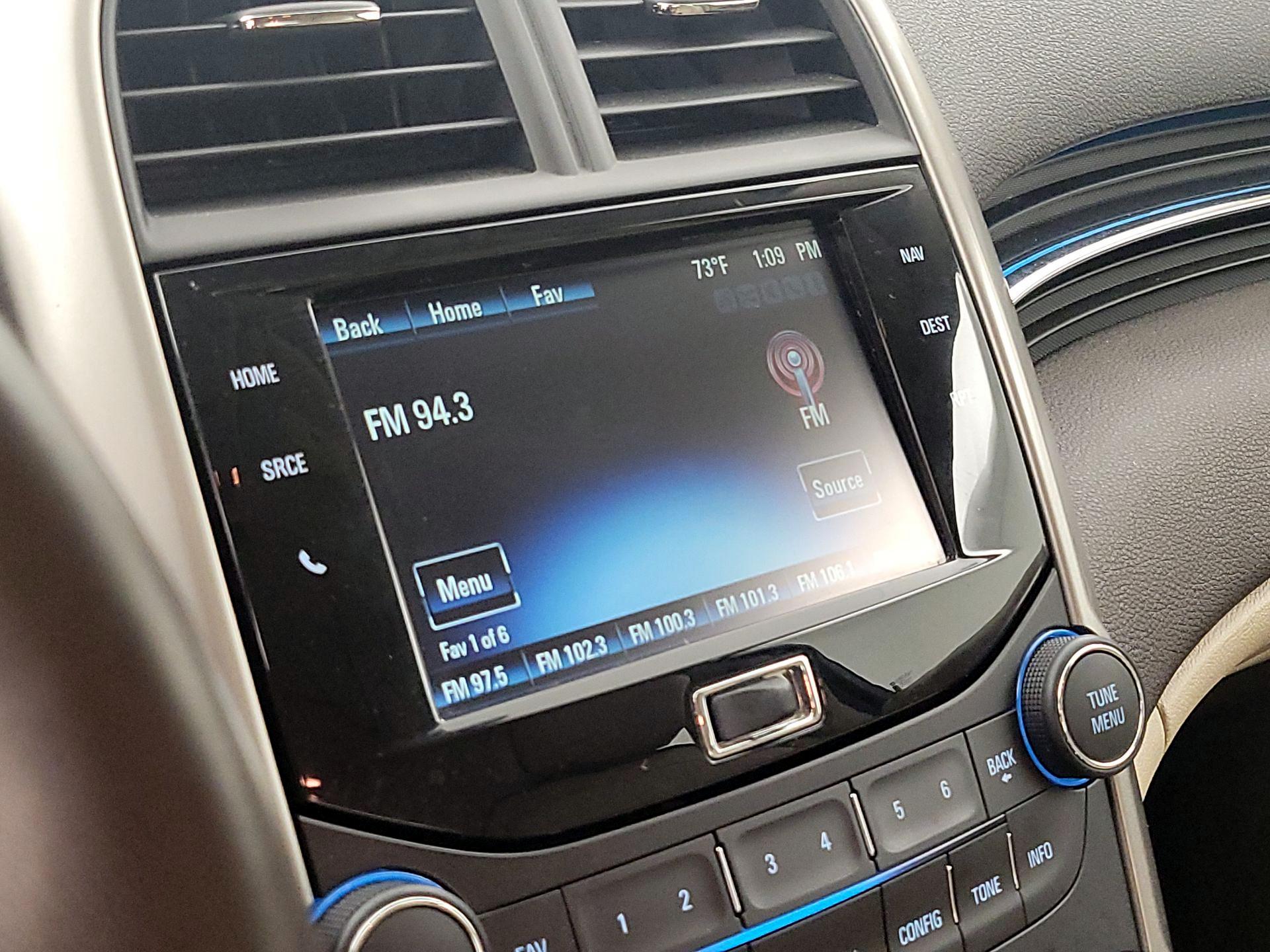 Thumbnail: 2015 Chevrolet Malibu - 16