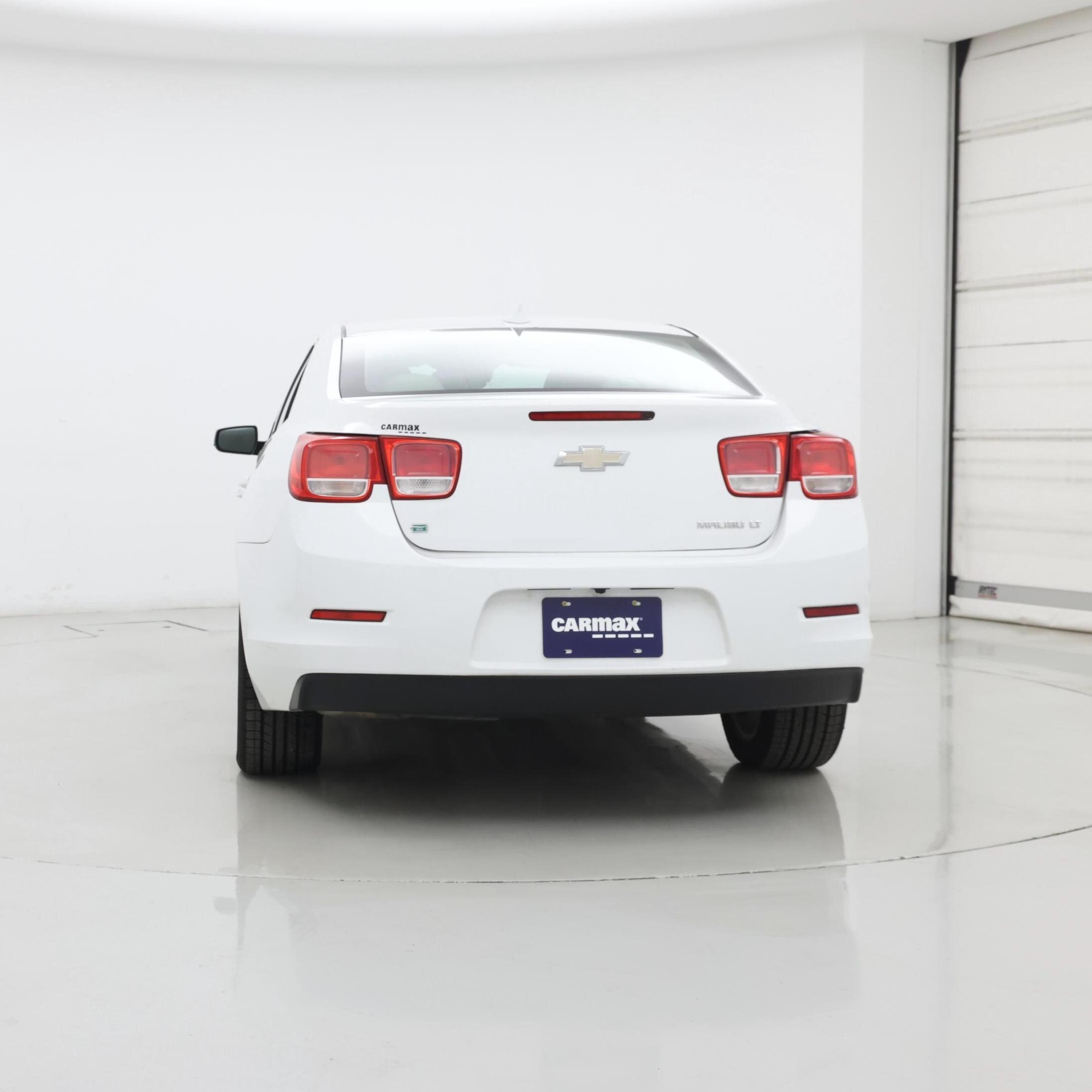 Thumbnail: 2015 Chevrolet Malibu - 6