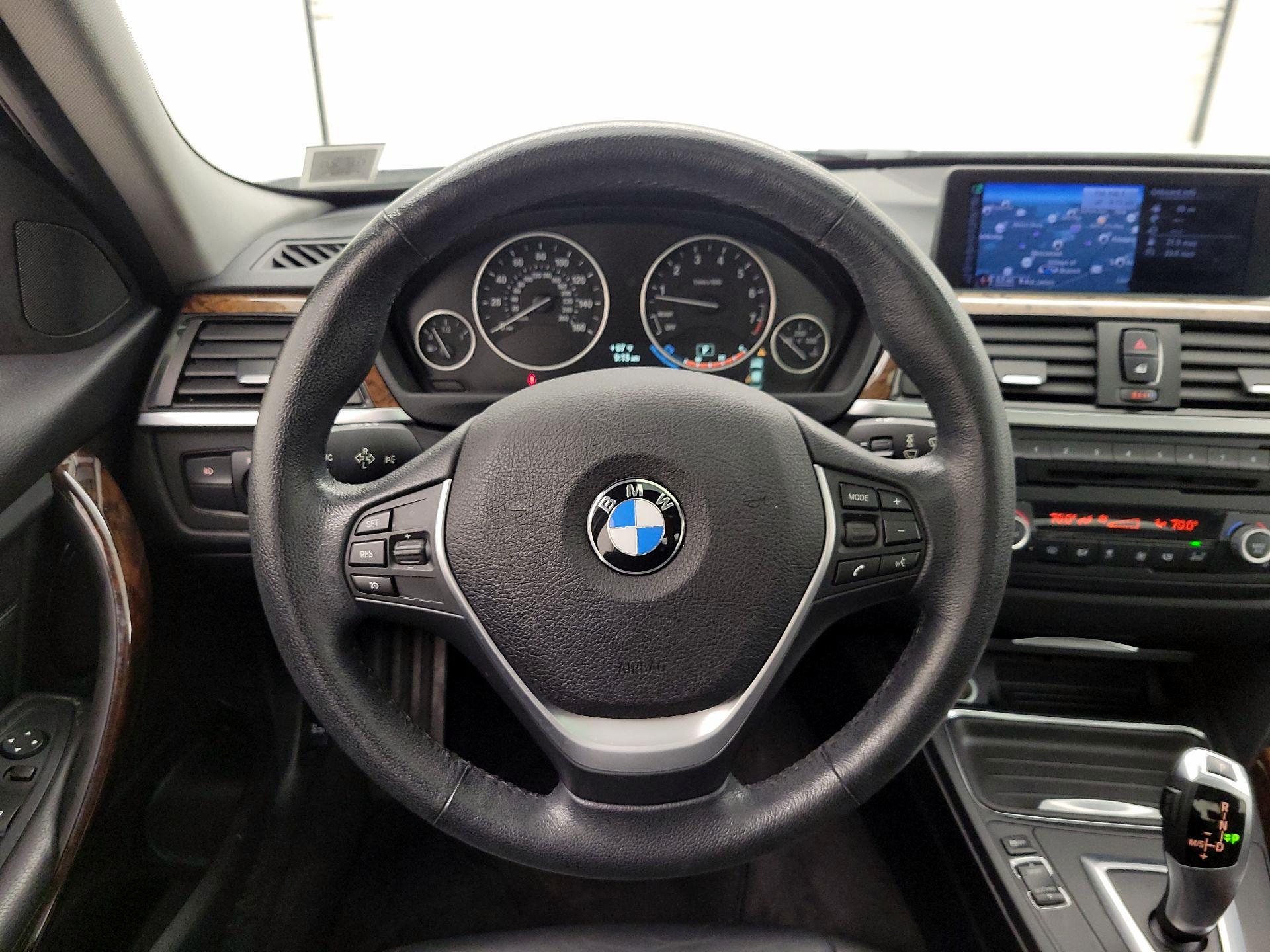 Thumbnail: 2014 BMW 3 Series - 10