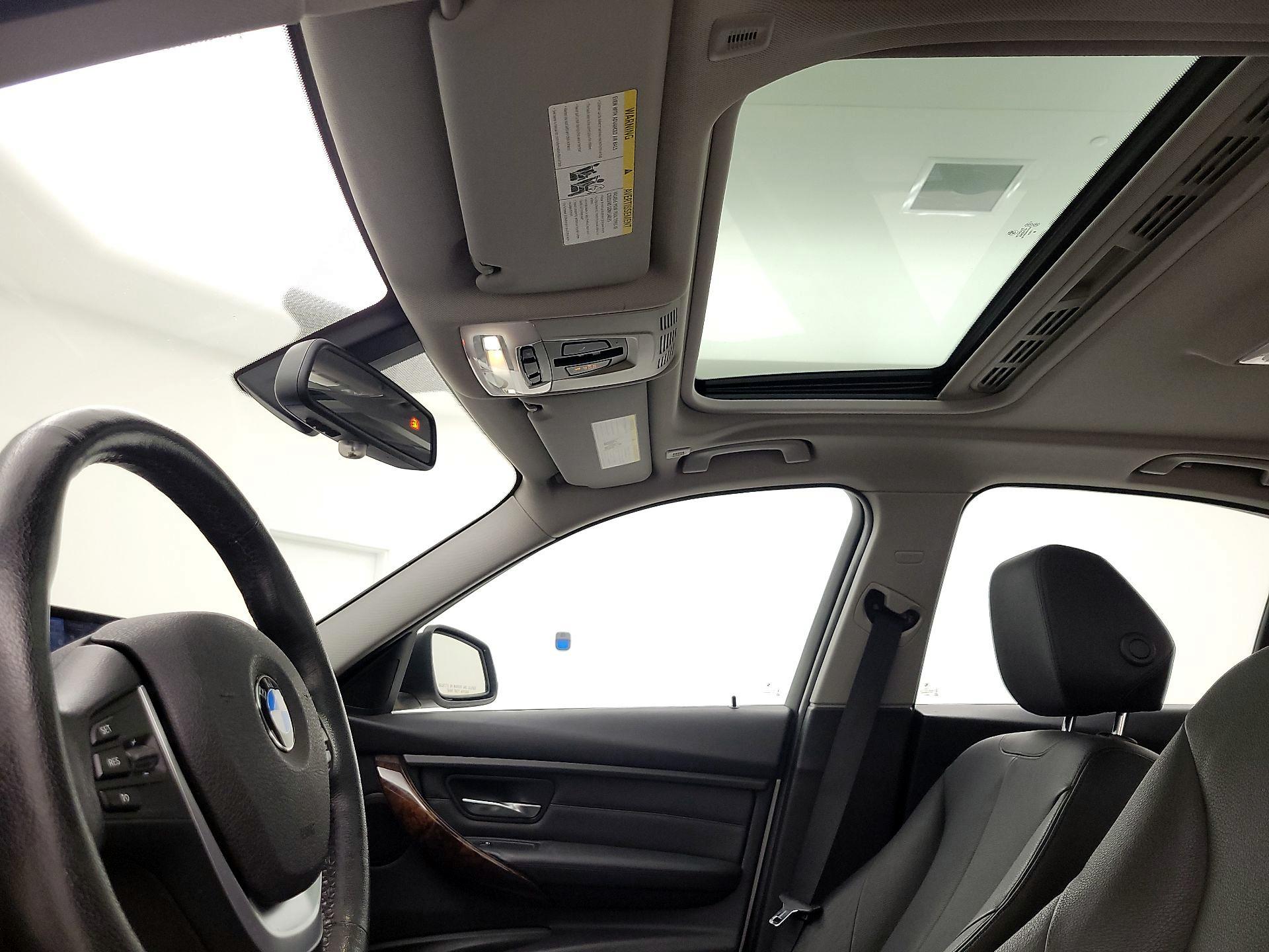 Thumbnail: 2014 BMW 3 Series - 19