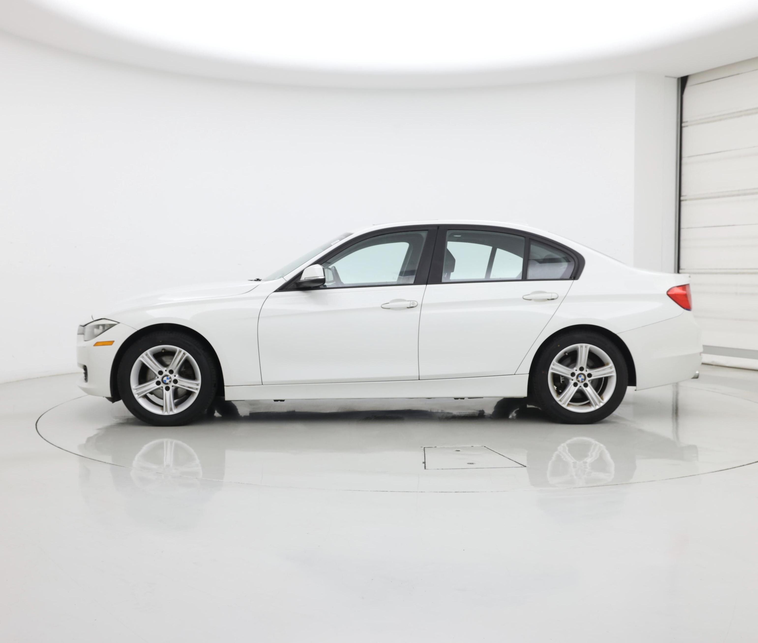 Thumbnail: 2014 BMW 3 Series - 3
