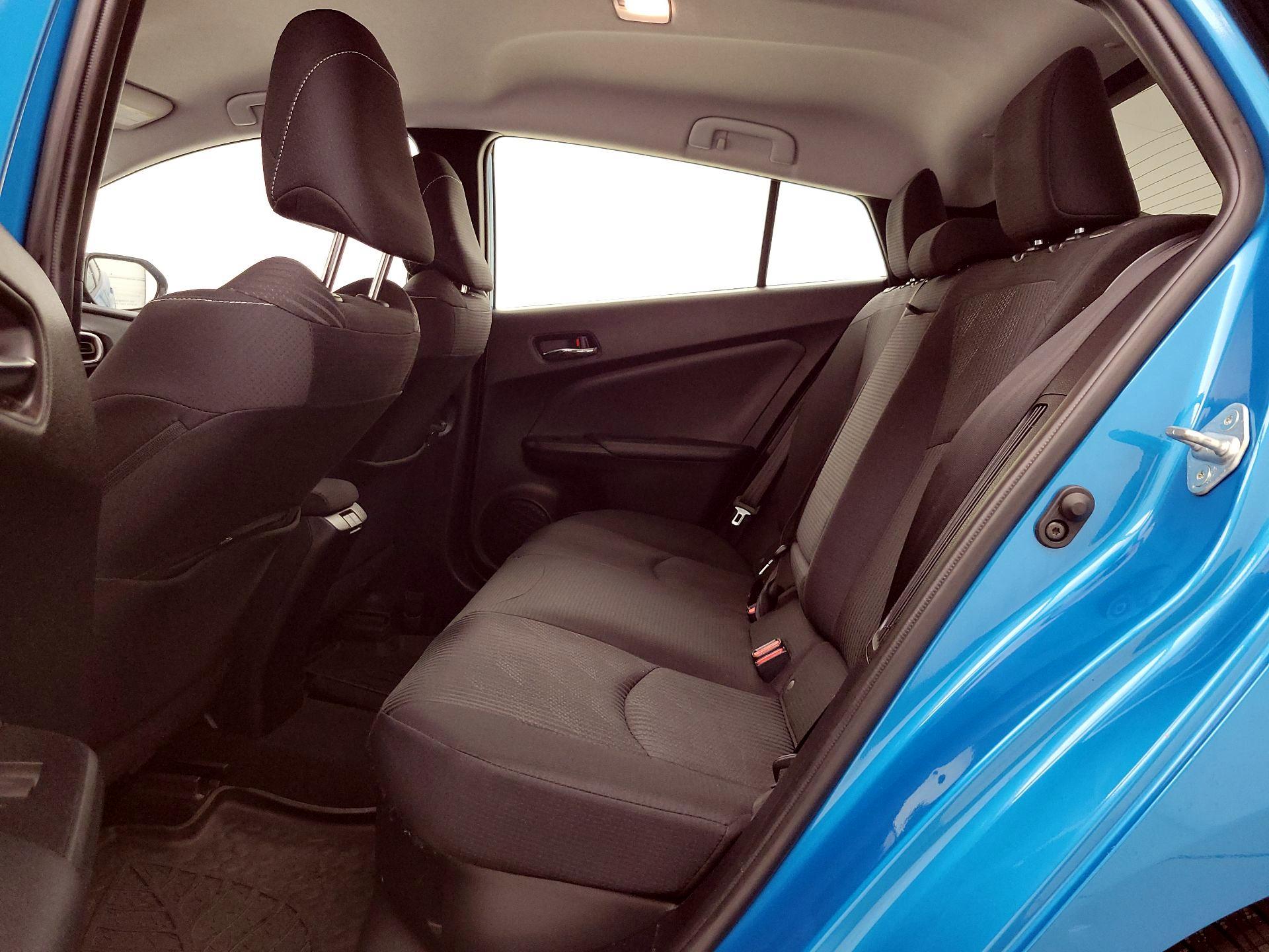 Thumbnail: 2020 Toyota Prius Prime - 19