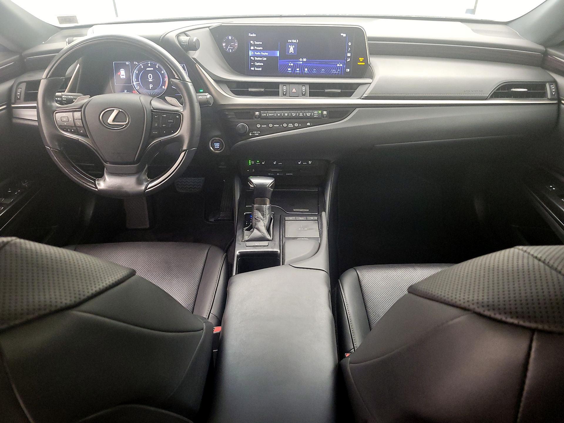 Thumbnail: 2019 Lexus ES - 9