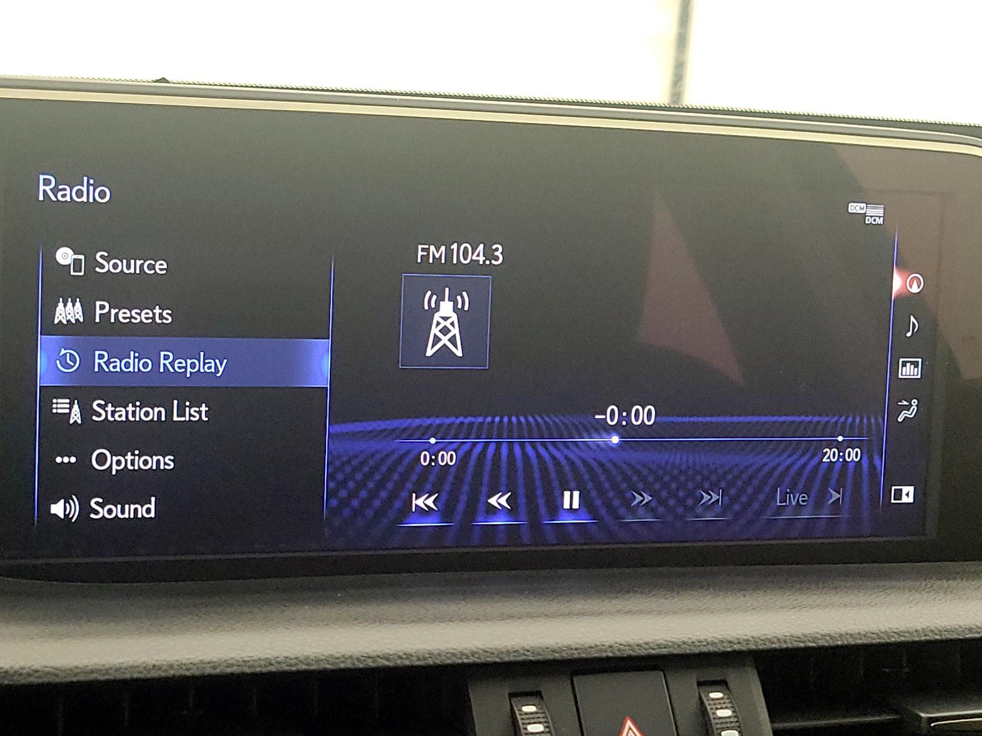 Thumbnail: 2019 Lexus ES - 16
