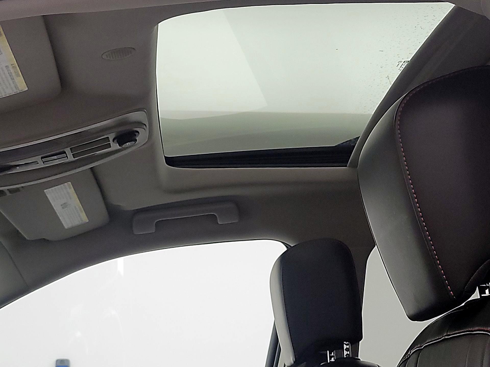 Thumbnail: 2016 Chevrolet Equinox - 18