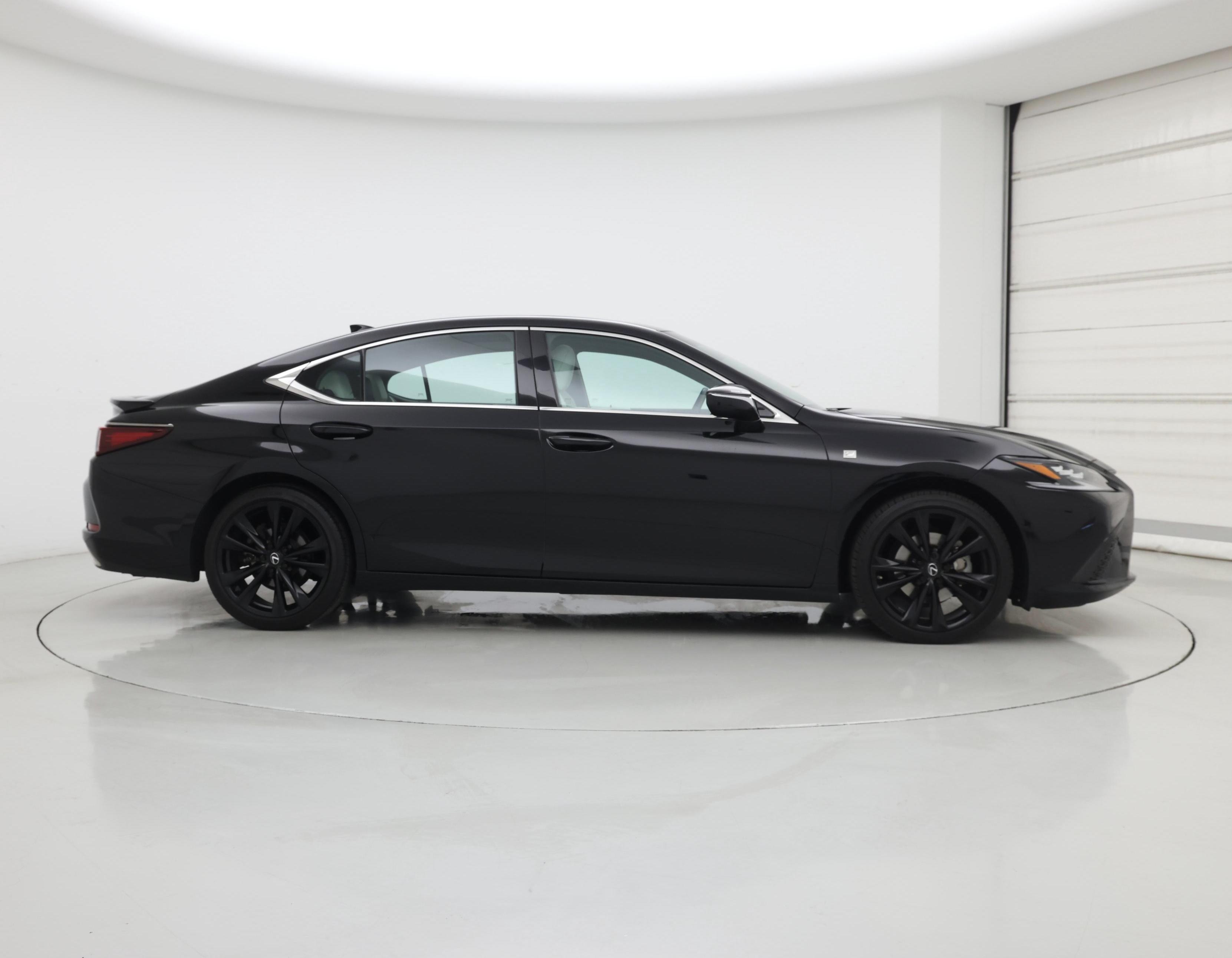Thumbnail: 2022 Lexus ES - 7