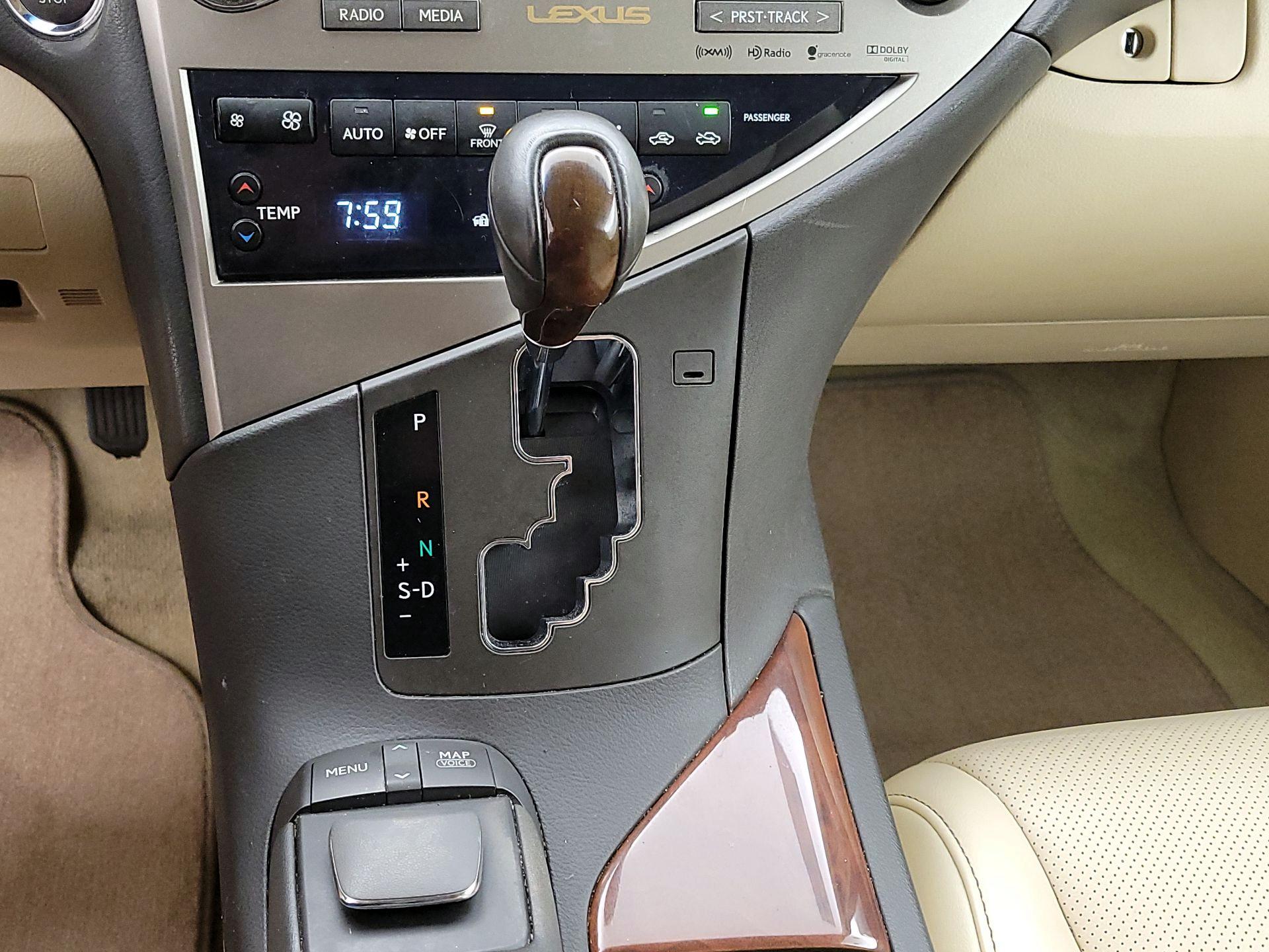 Thumbnail: 2013 Lexus RX - 18