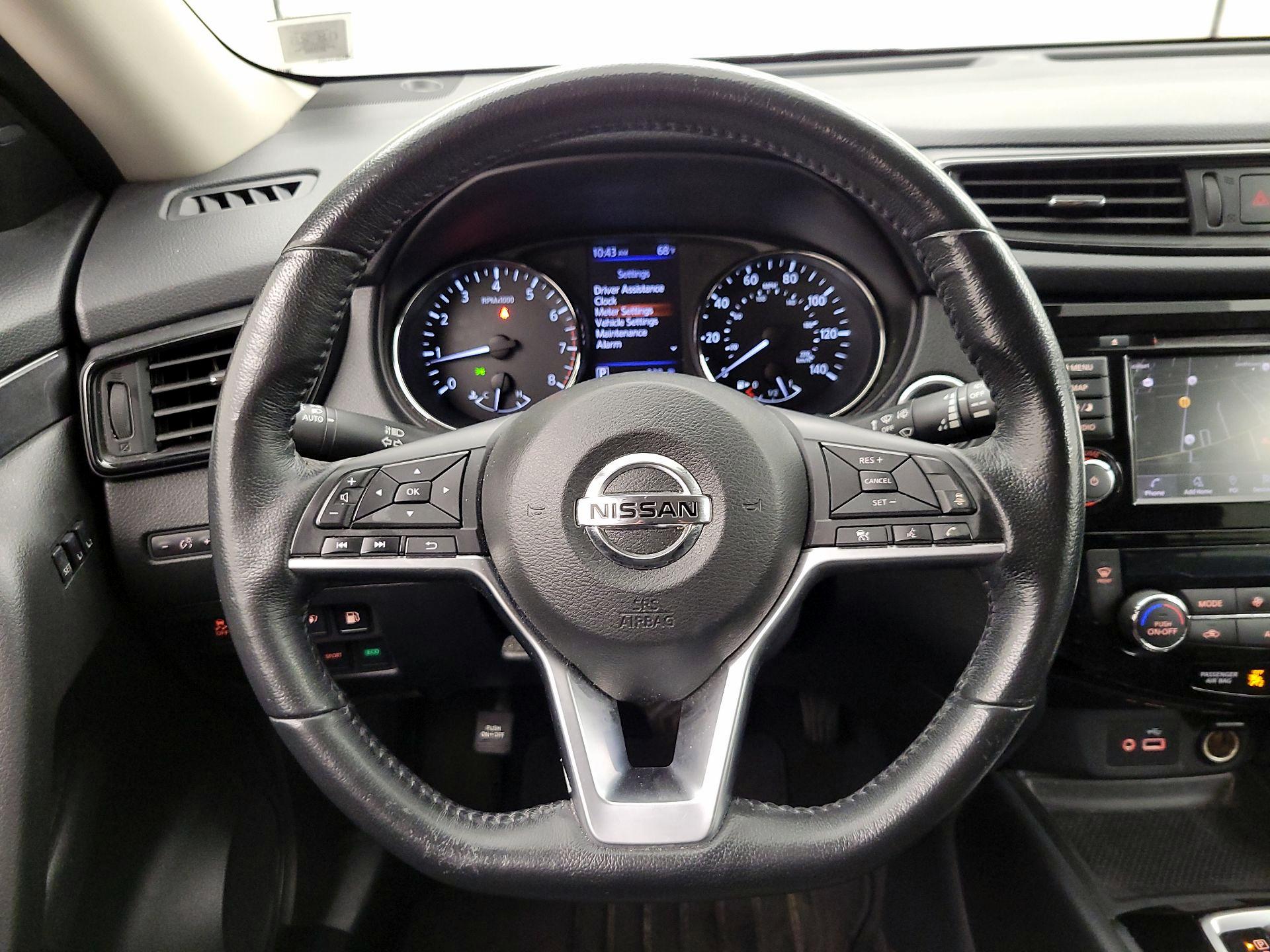 Thumbnail: 2018 Nissan Rogue - 10