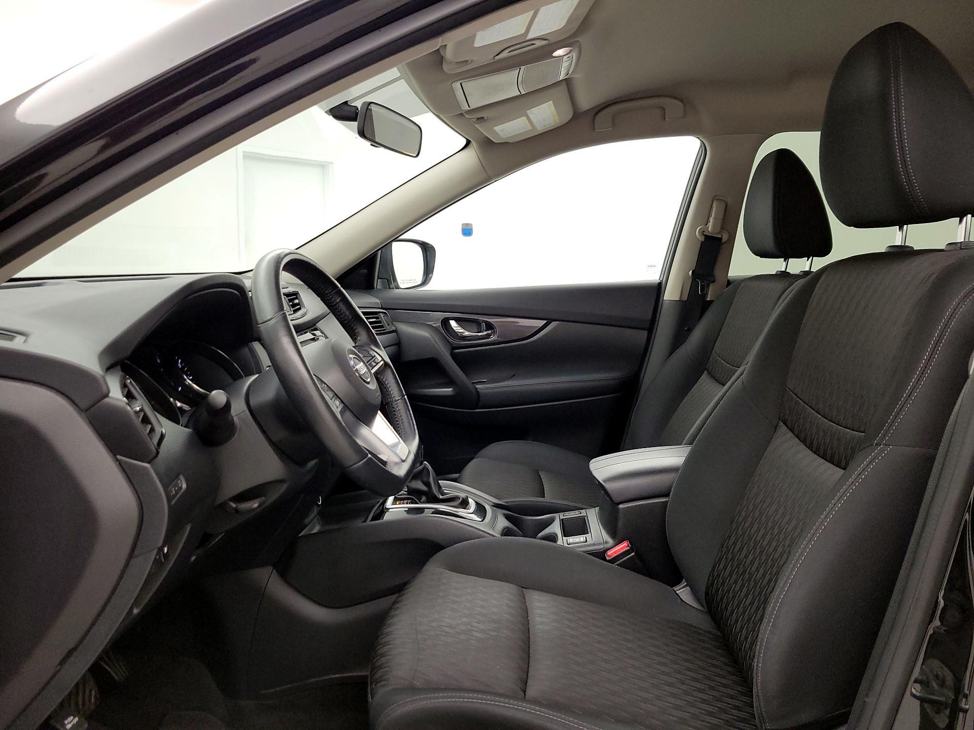 Thumbnail: 2018 Nissan Rogue - 11