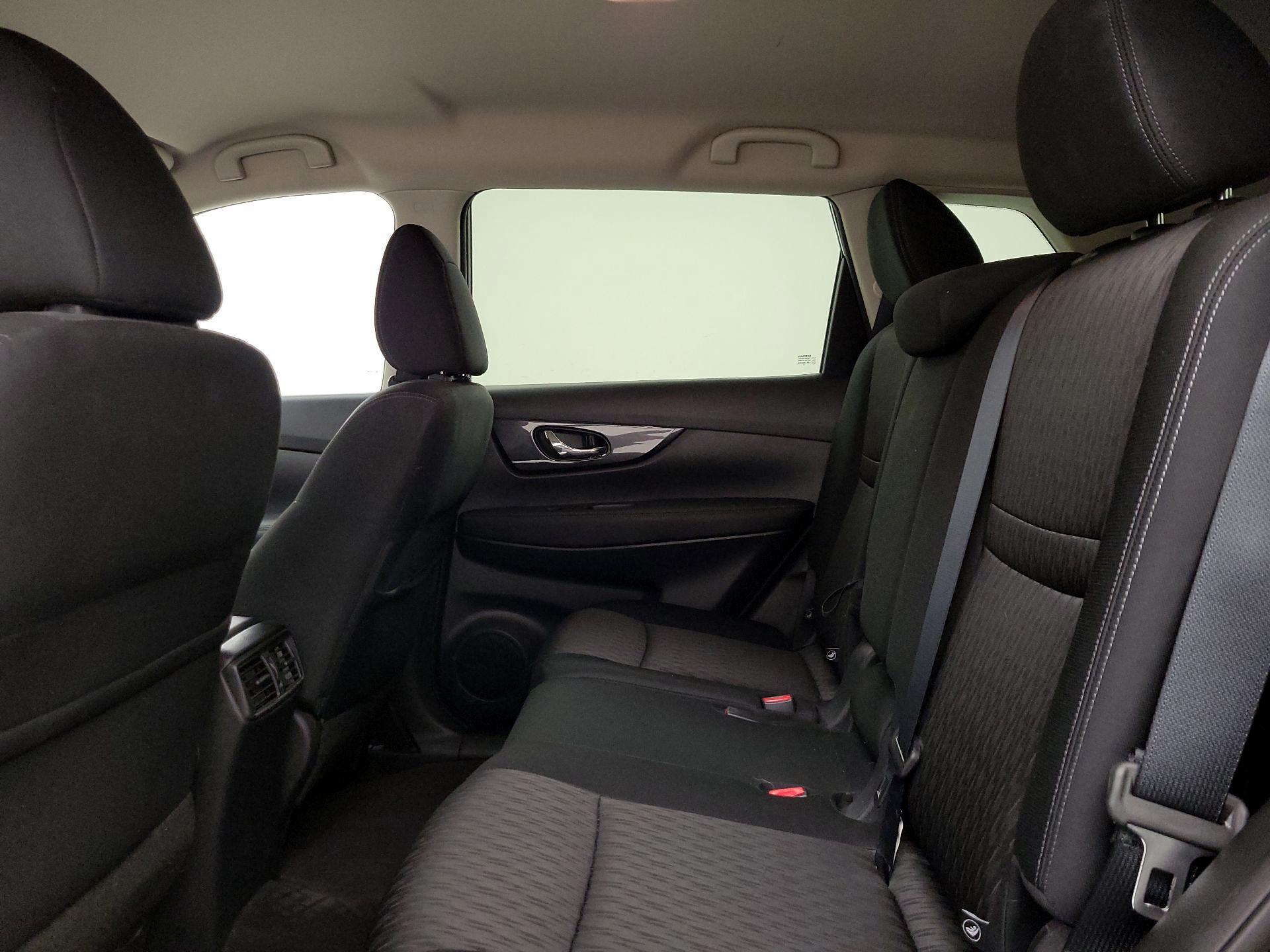 Thumbnail: 2018 Nissan Rogue - 20