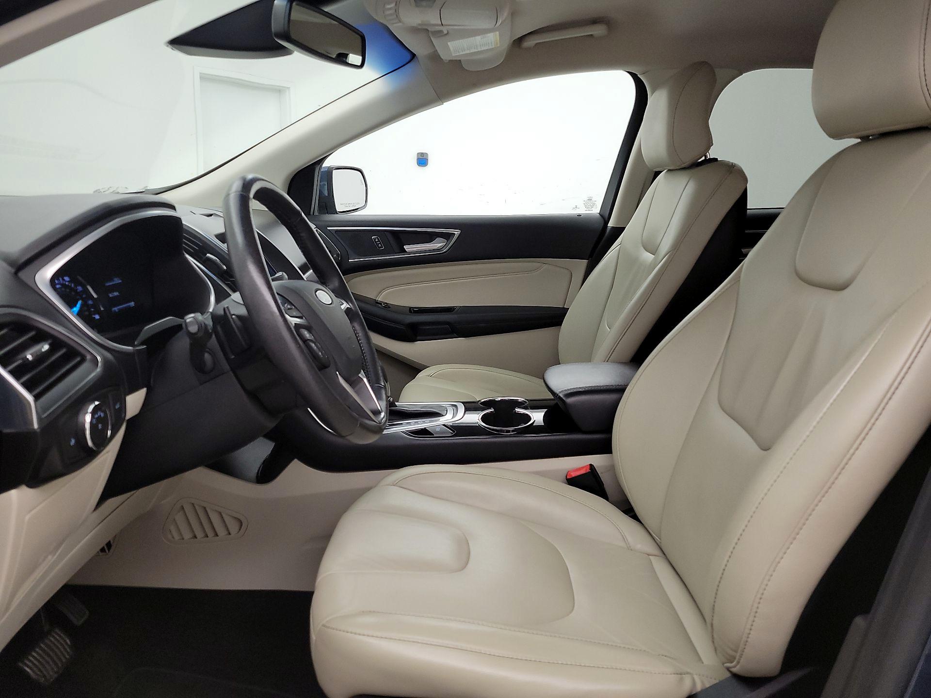 Thumbnail: 2018 Ford Edge - 11
