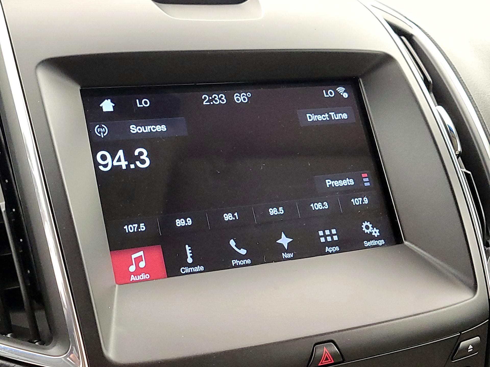 Thumbnail: 2018 Ford Edge - 16