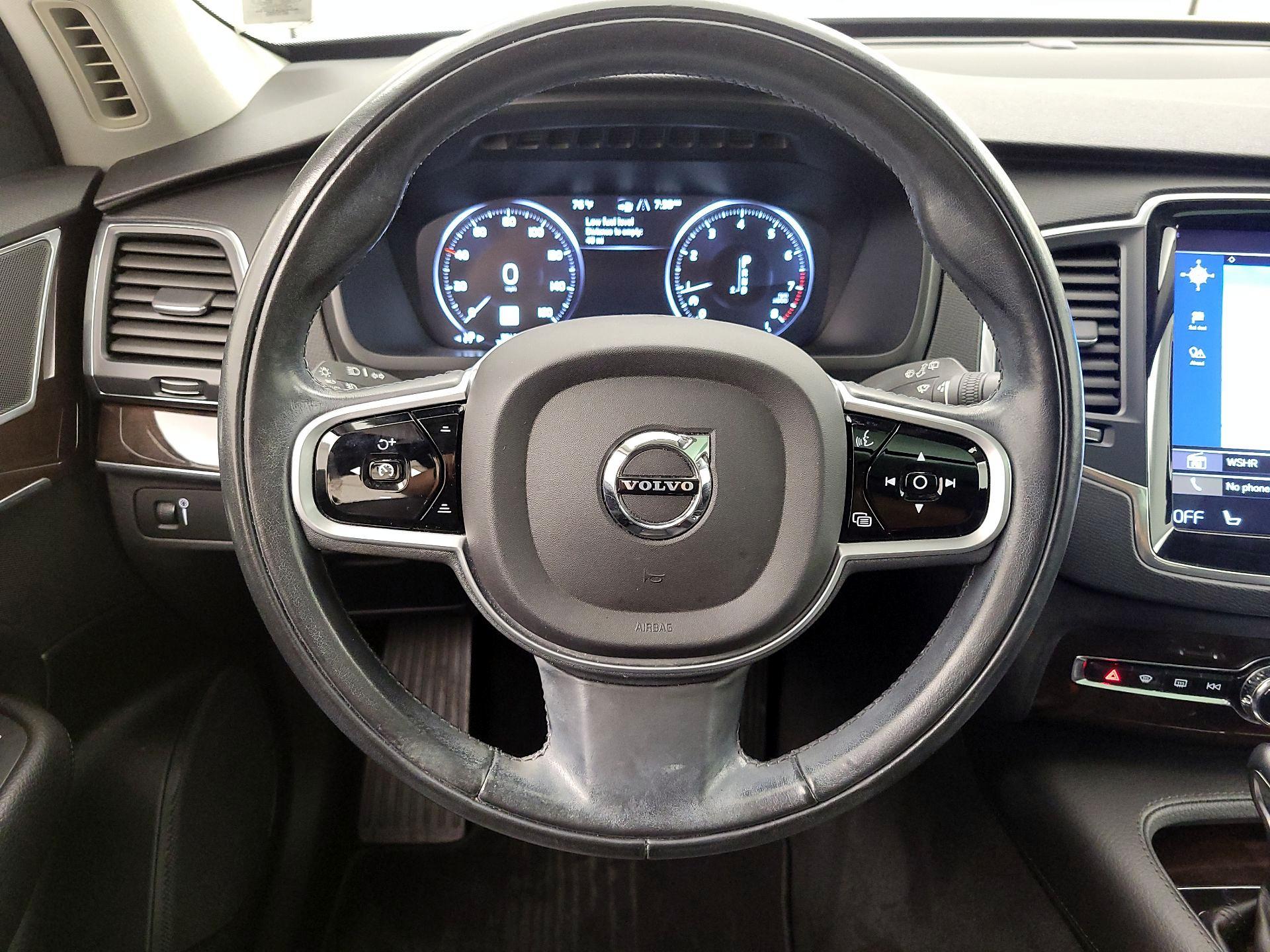 Thumbnail: 2019 Volvo XC90 - 10