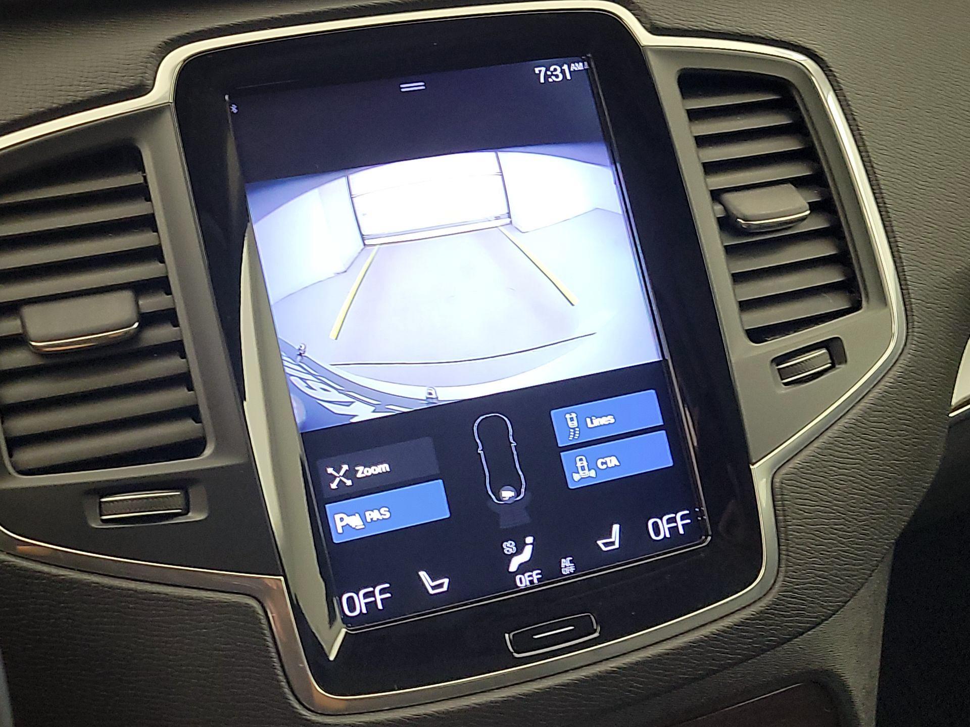 Thumbnail: 2019 Volvo XC90 - 15