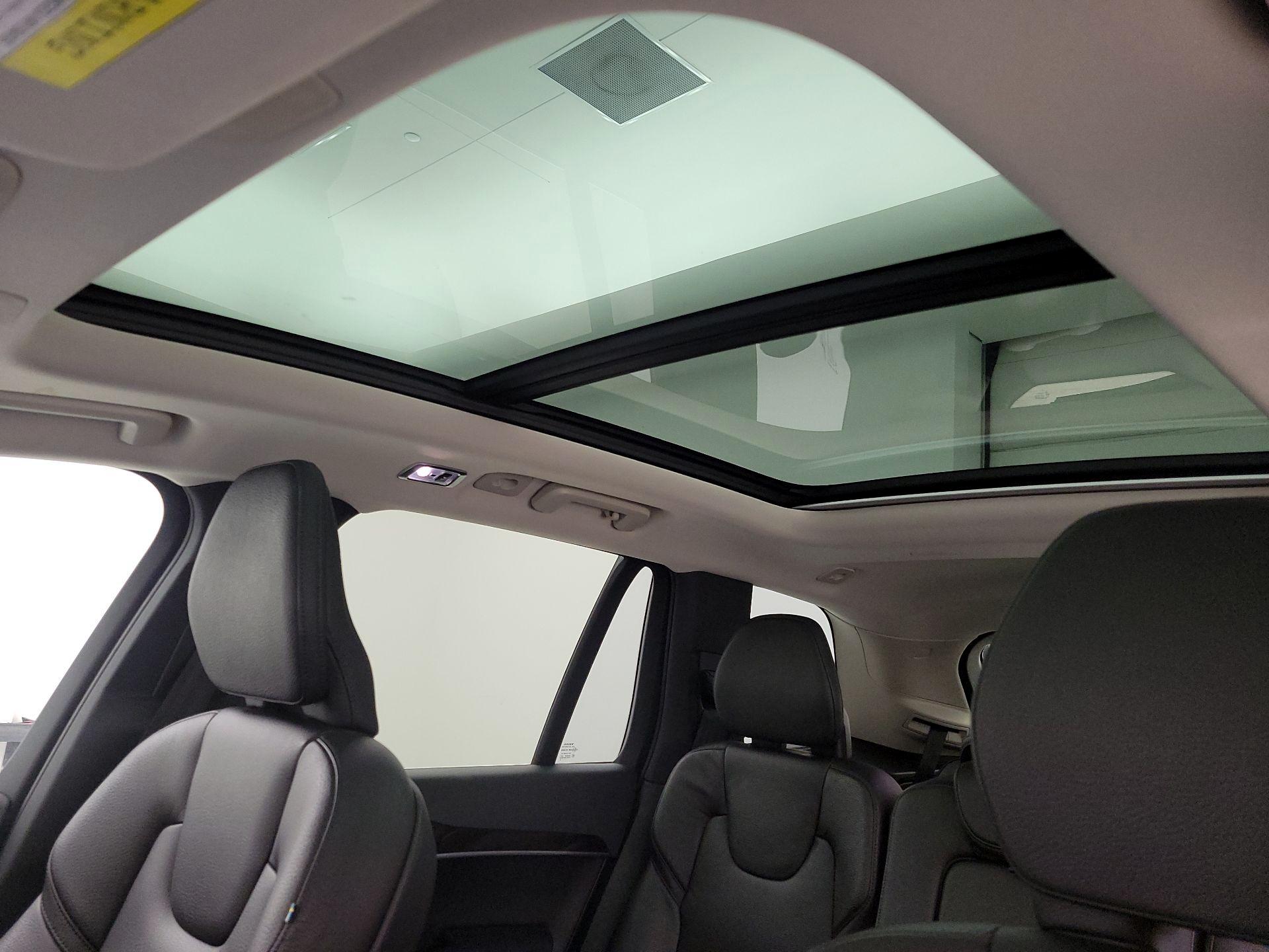 Thumbnail: 2019 Volvo XC90 - 20
