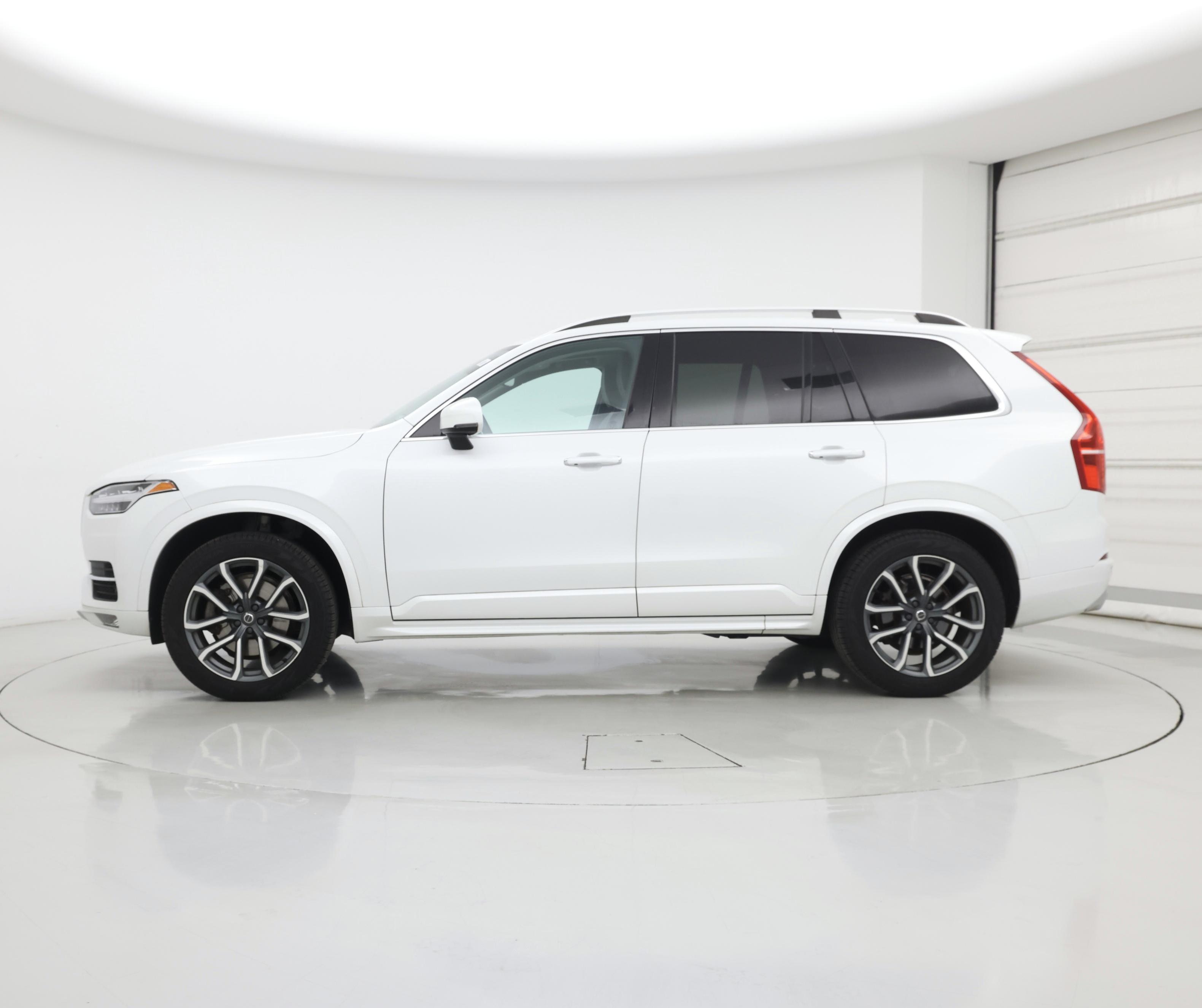 Thumbnail: 2019 Volvo XC90 - 3