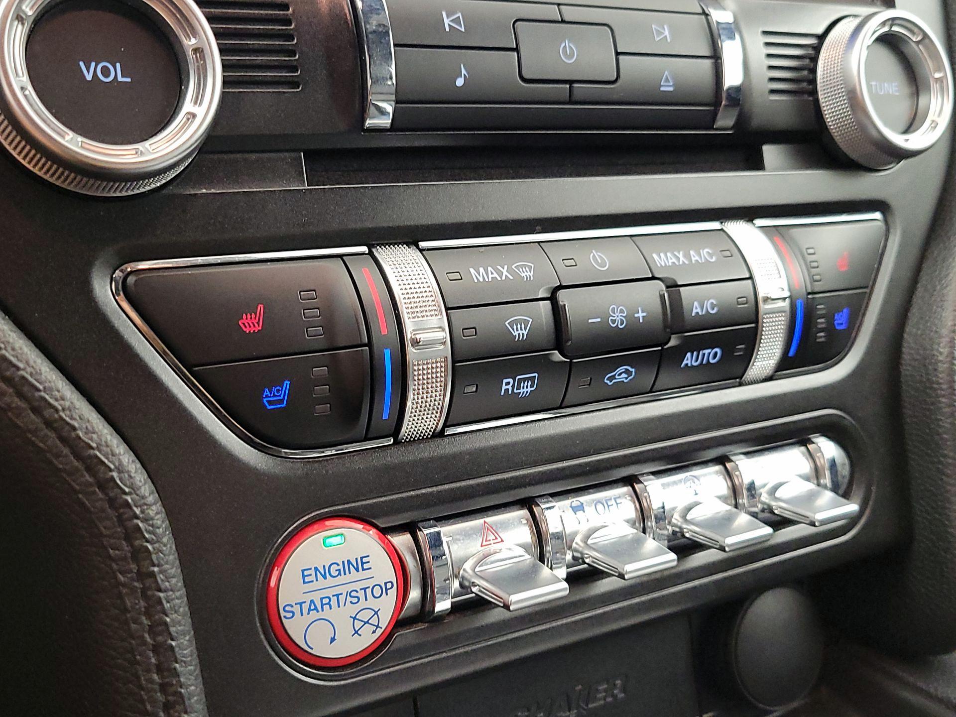 Thumbnail: 2015 Ford Mustang - 17
