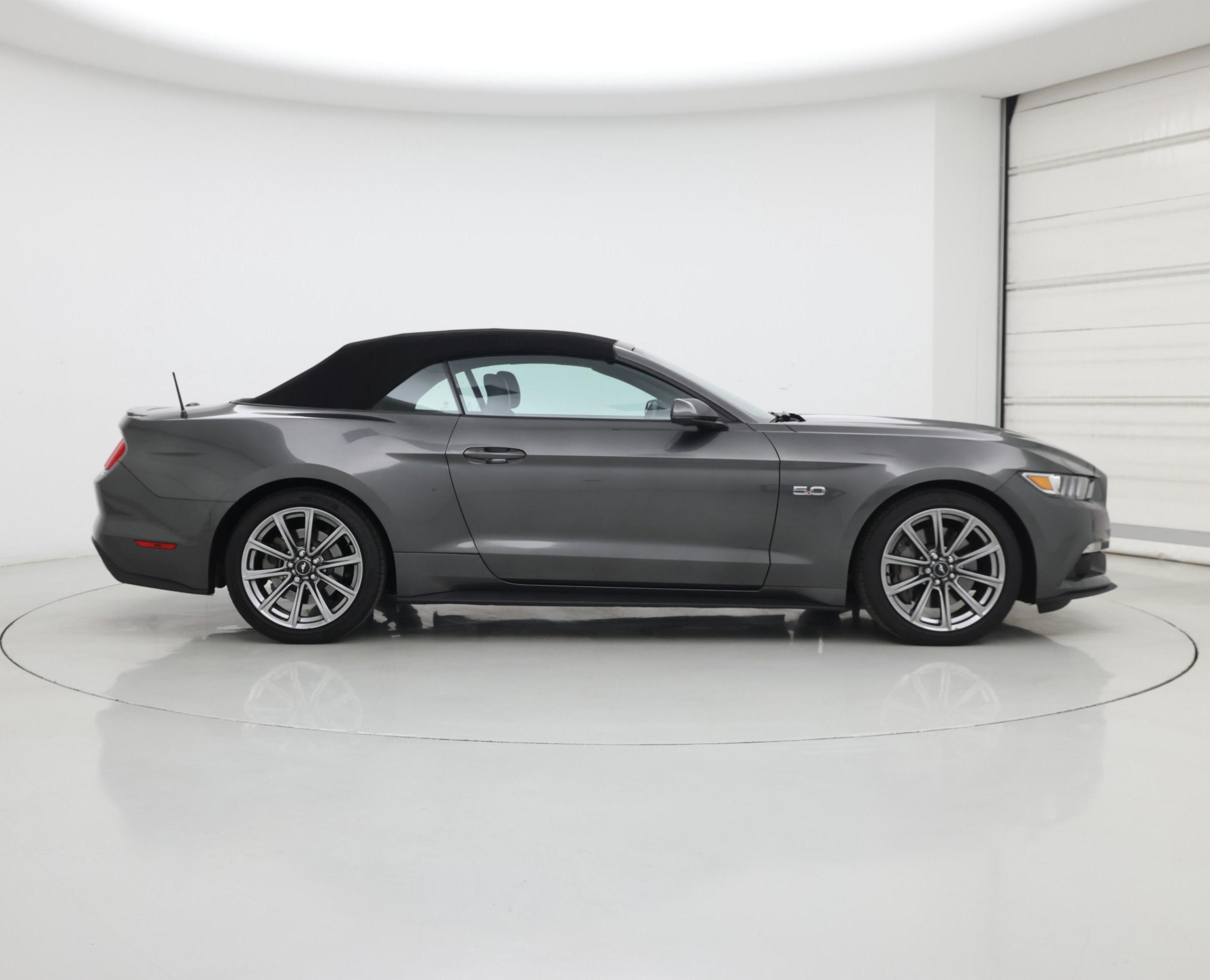 Thumbnail: 2015 Ford Mustang - 7