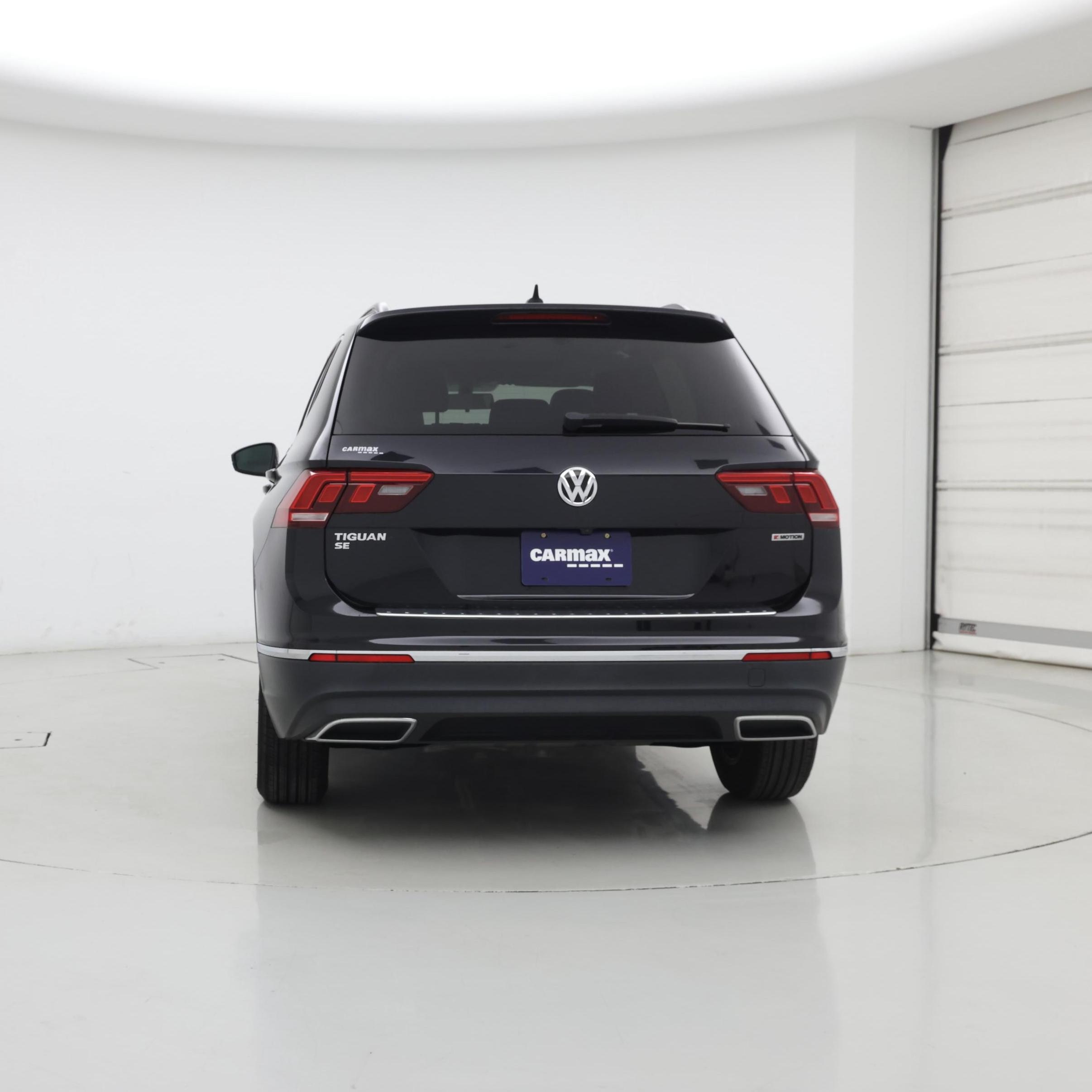 Thumbnail: 2020 Volkswagen Tiguan - 6
