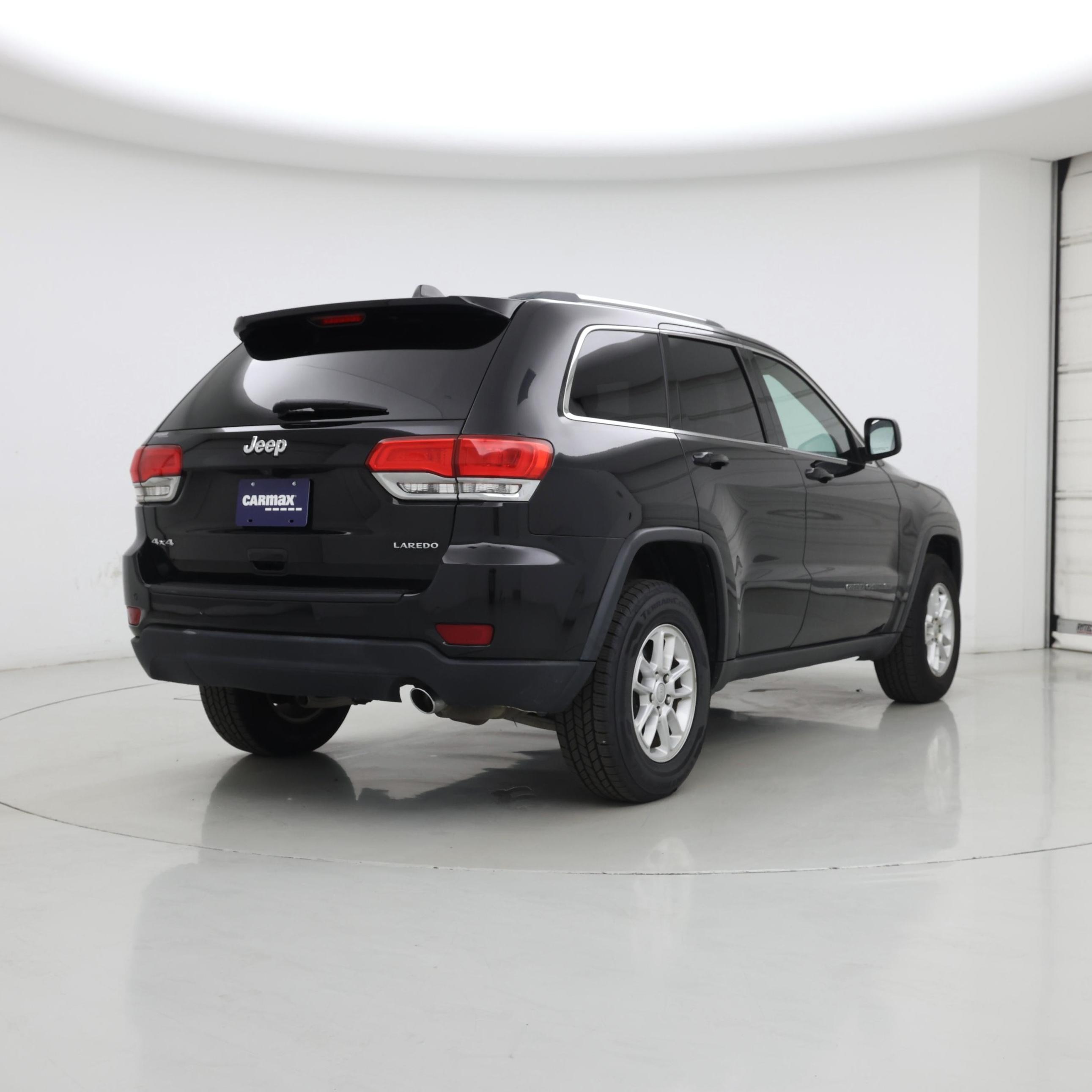 Thumbnail: 2018 Jeep Grand Cherokee - 8
