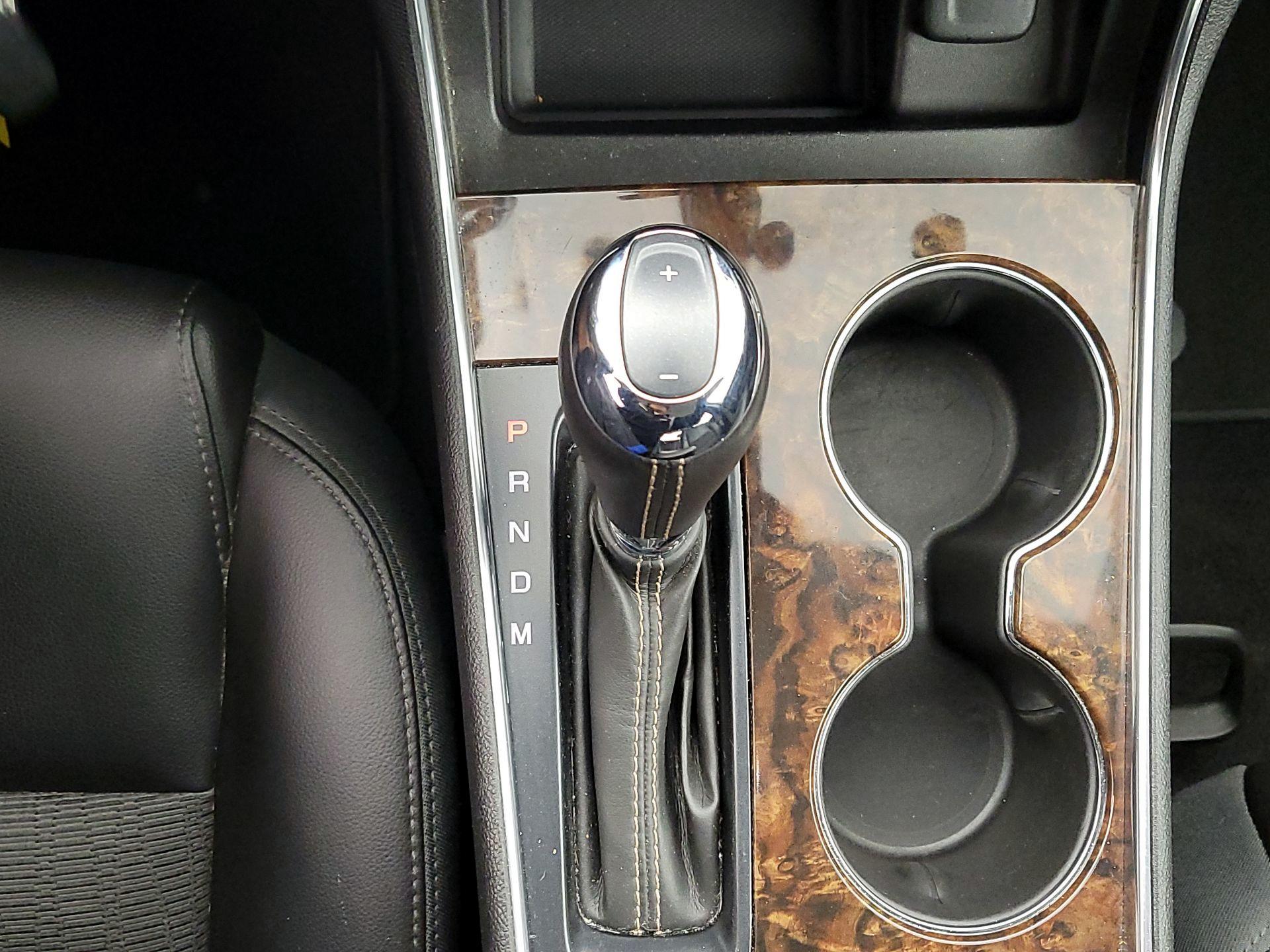Thumbnail: 2014 Chevrolet Impala - 17