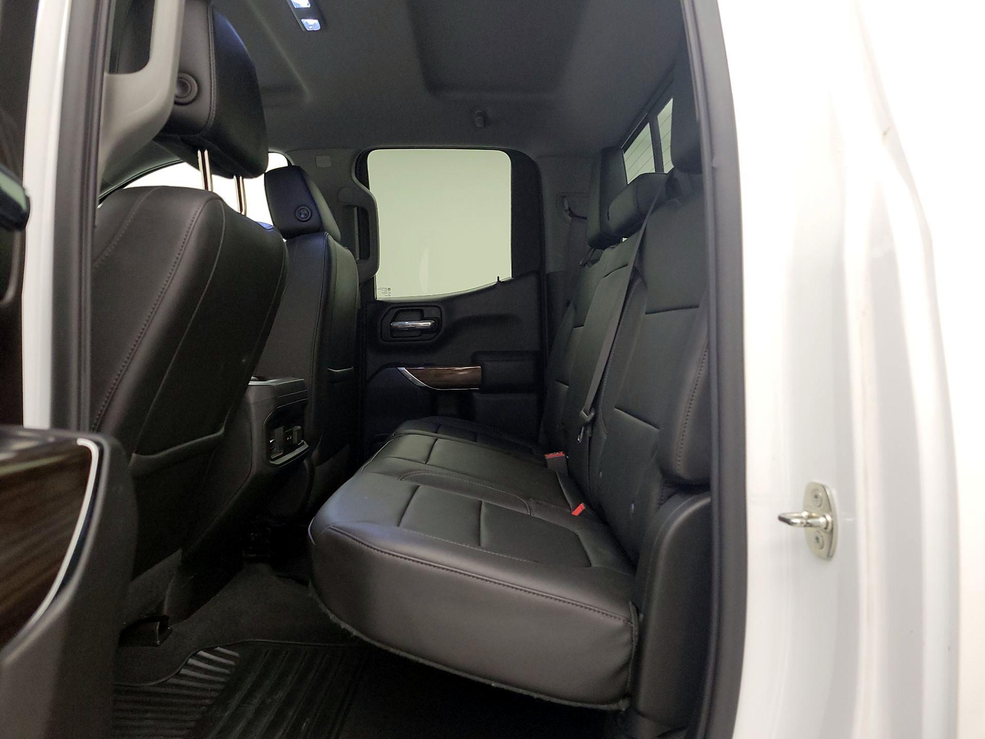 Thumbnail: 2019 Chevrolet Silverado 1500 - 19