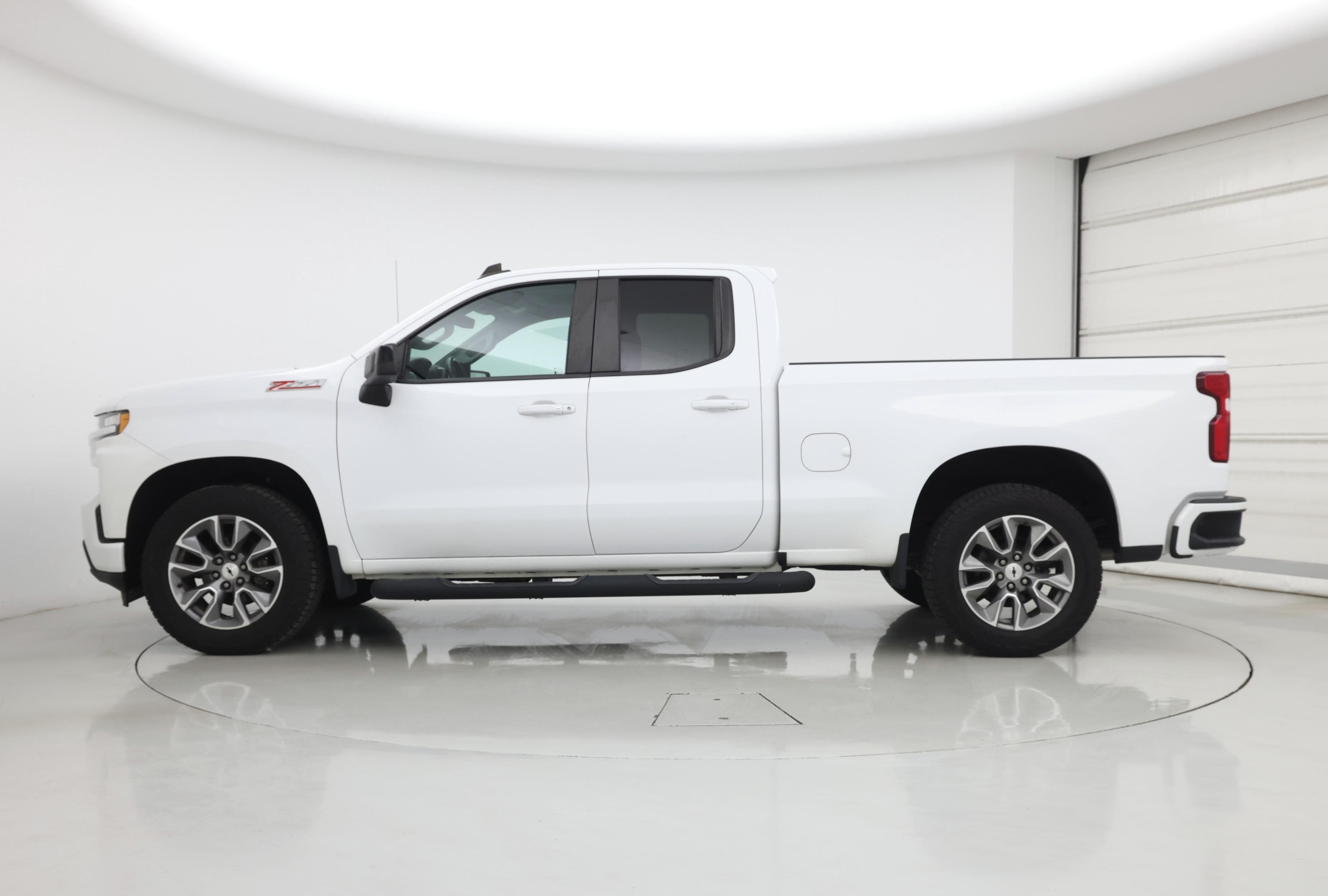 Thumbnail: 2019 Chevrolet Silverado 1500 - 3