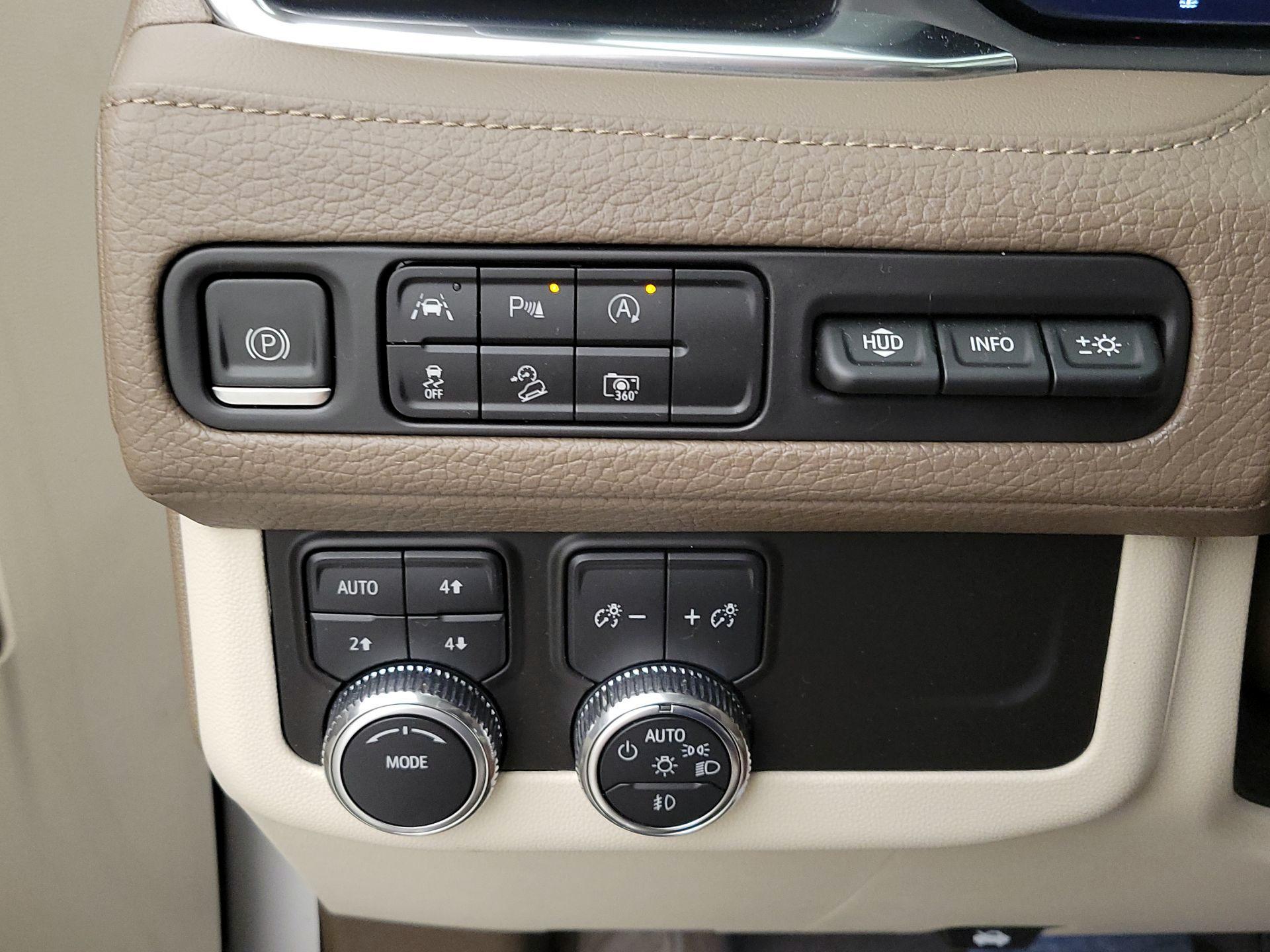 Thumbnail: 2023 GMC Yukon - 13
