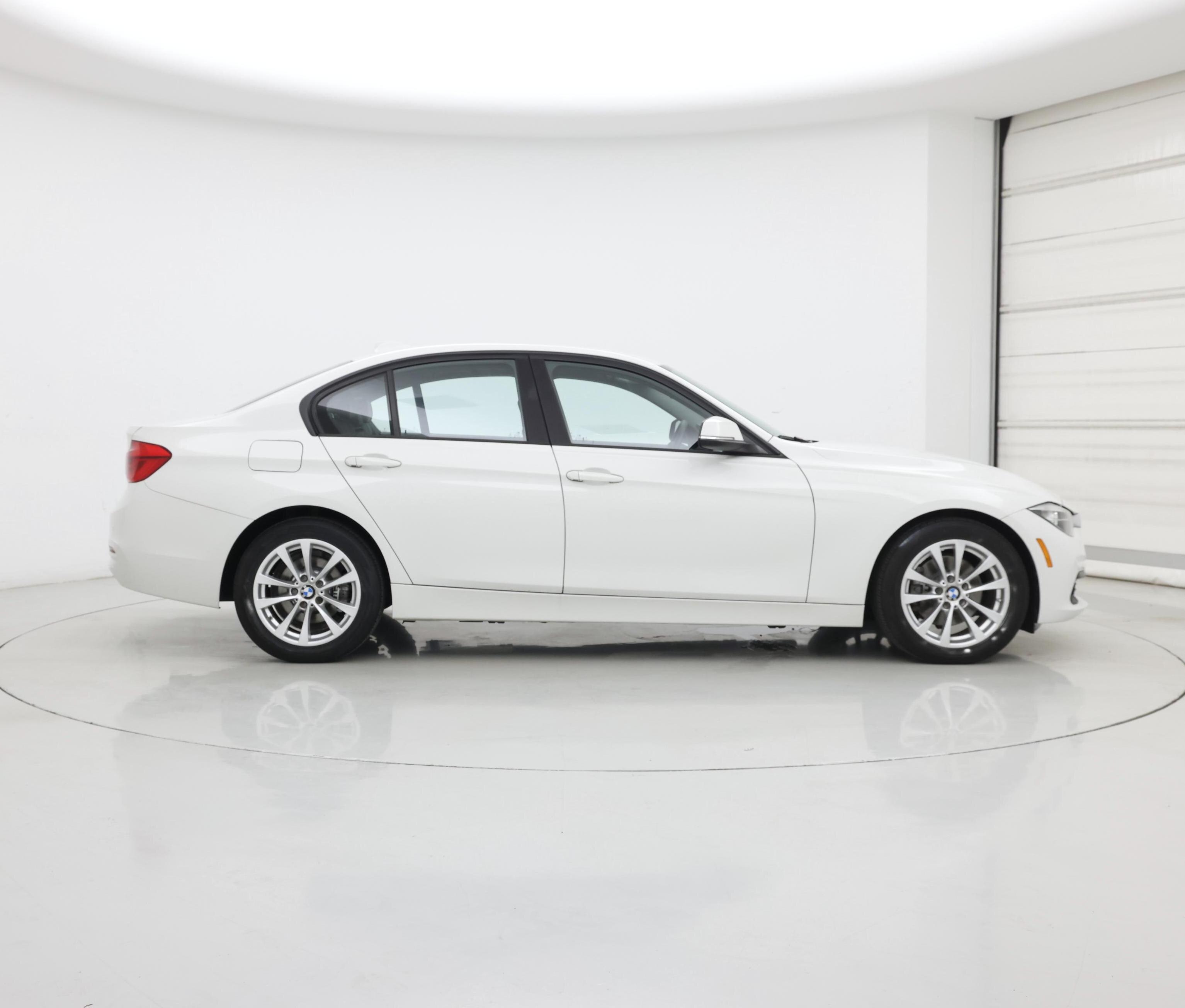 Thumbnail: 2016 BMW 3 Series - 7