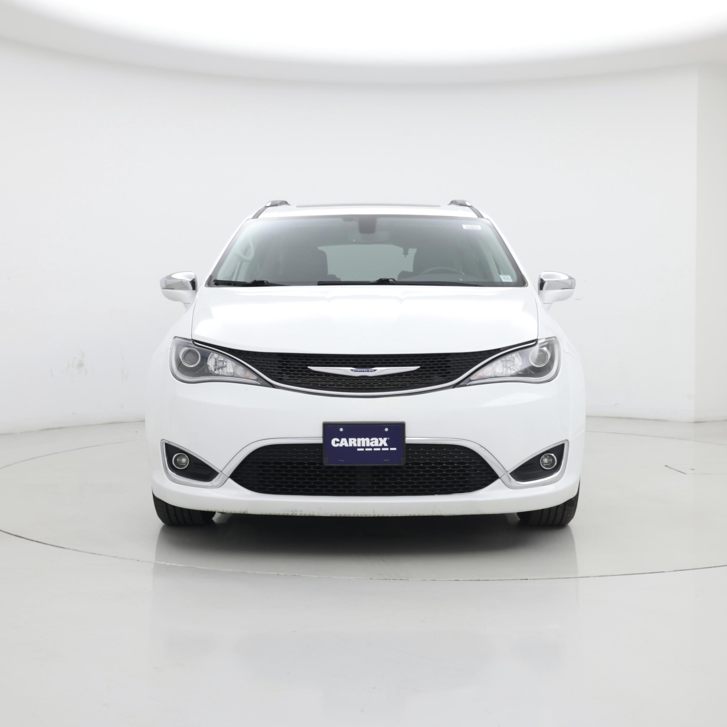 Thumbnail: 2019 Chrysler Pacifica - 5