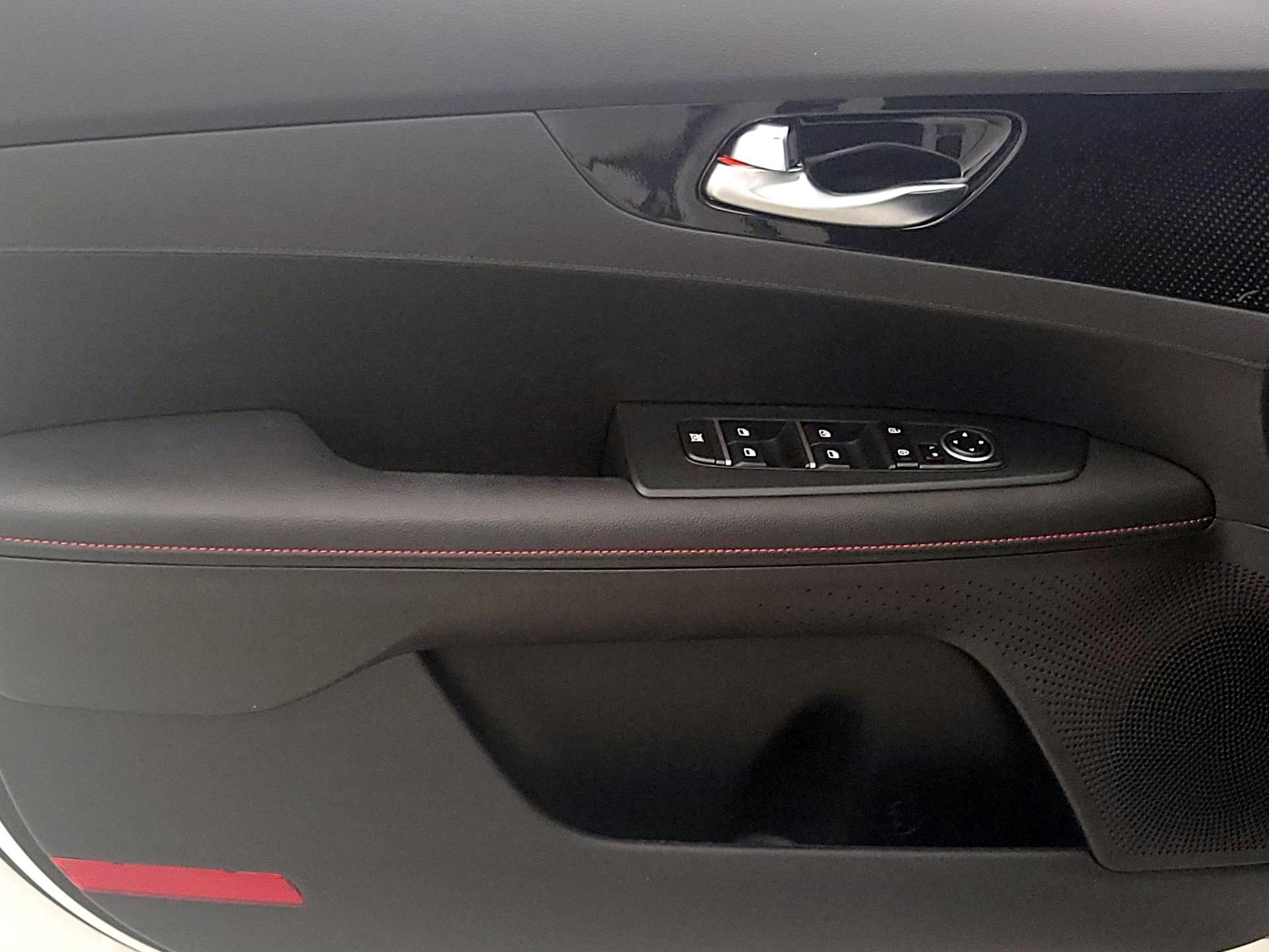 Thumbnail: 2021 Kia Forte - 12