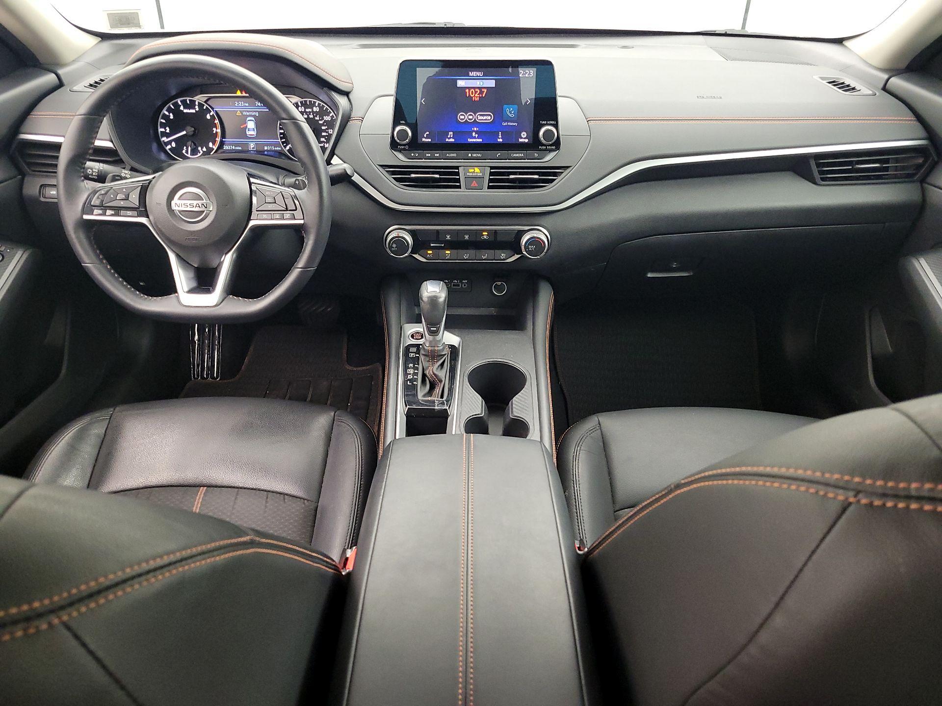 Thumbnail: 2020 Nissan Altima - 9