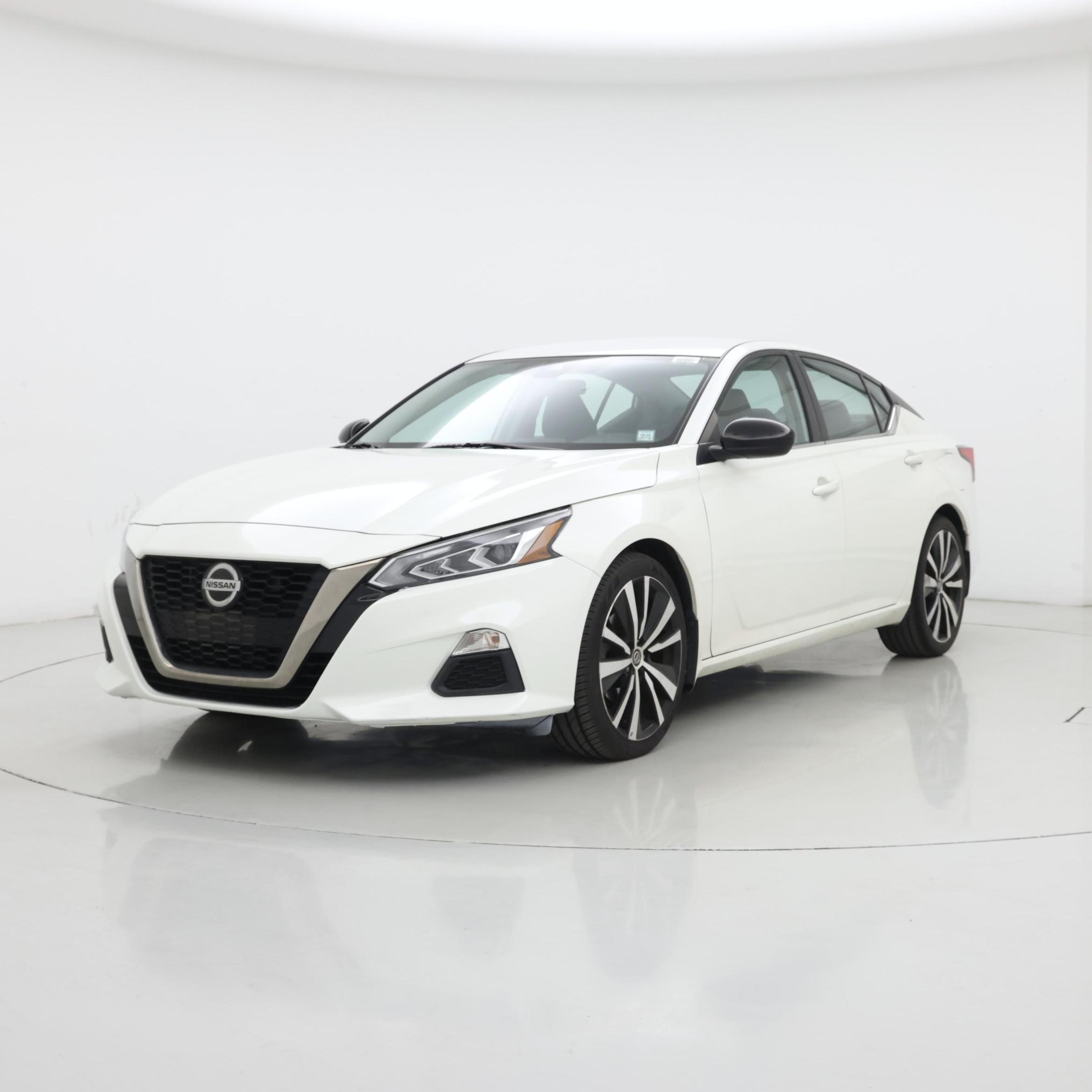 Thumbnail: 2020 Nissan Altima - 4