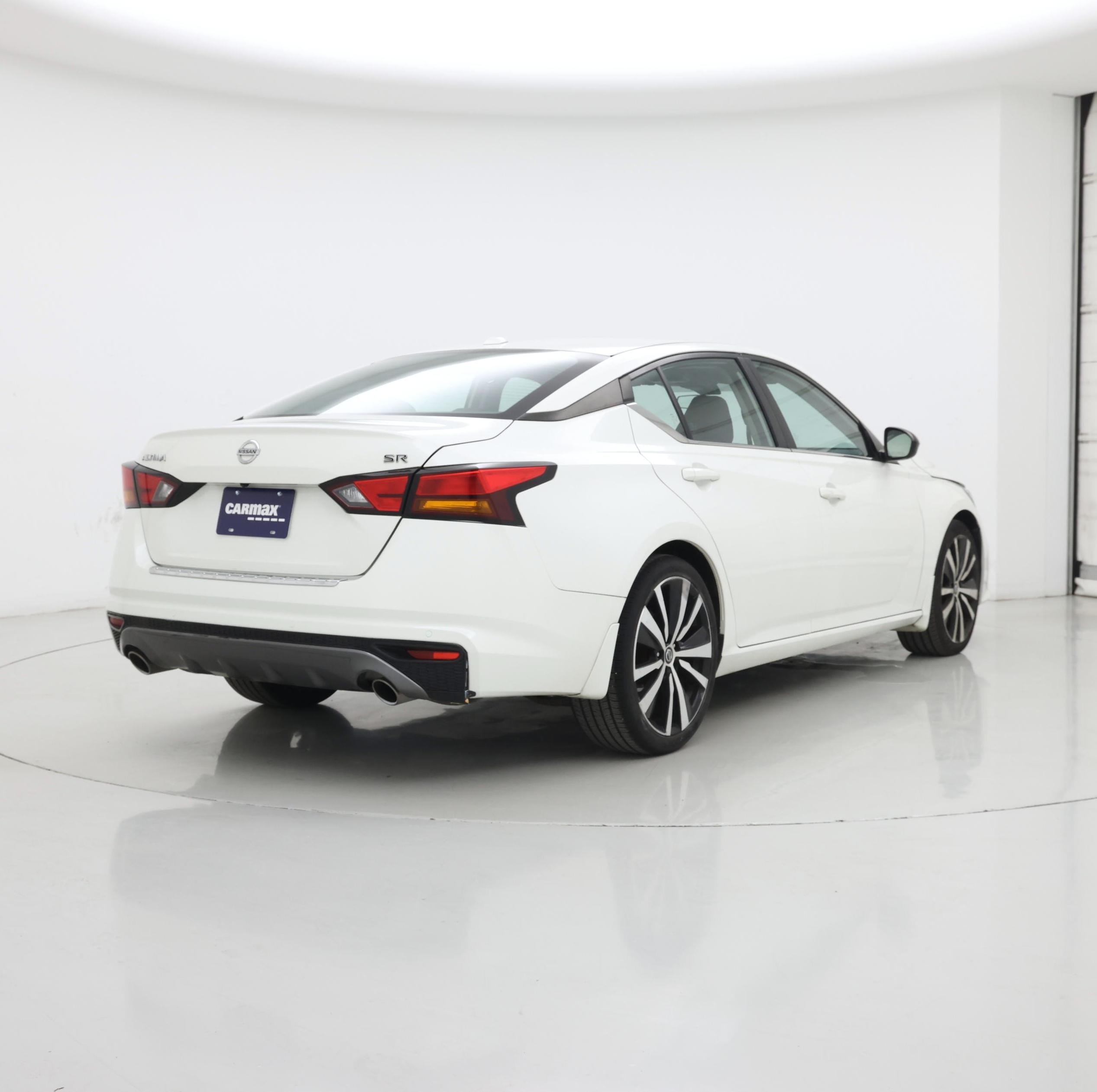 Thumbnail: 2020 Nissan Altima - 8