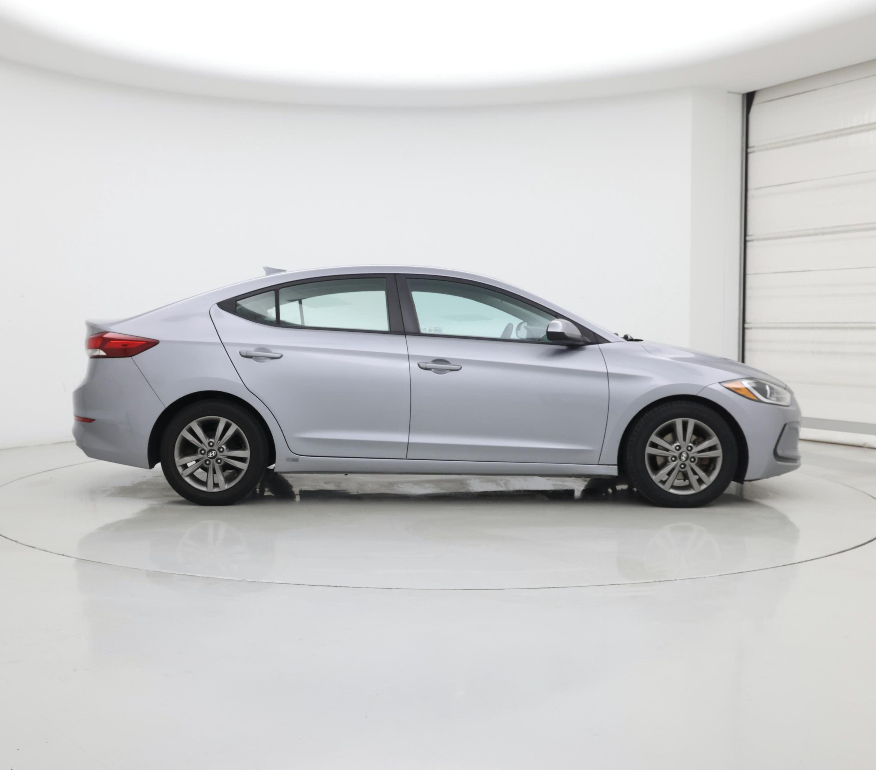 Thumbnail: 2017 Hyundai Elantra - 7