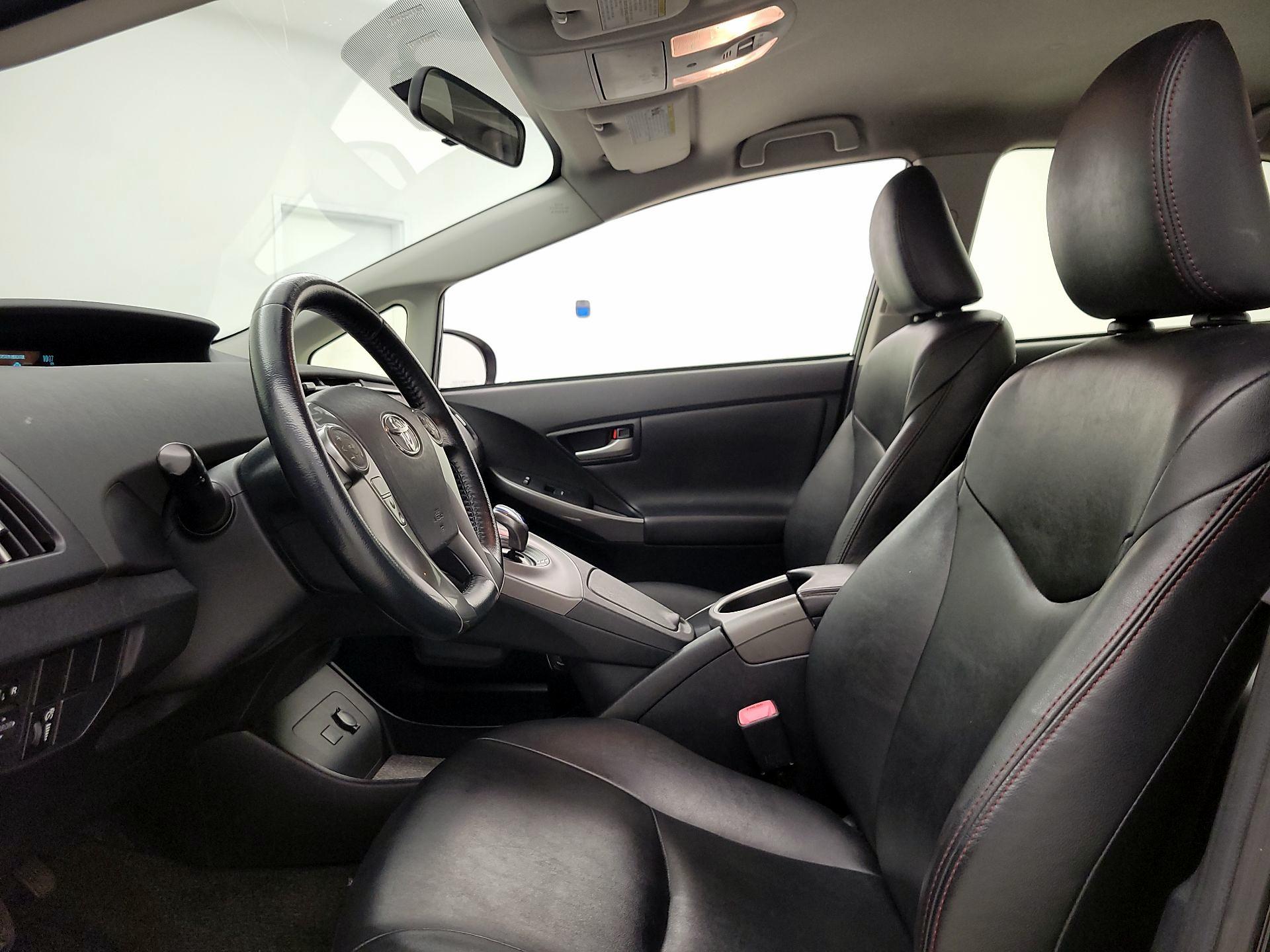 Thumbnail: 2013 Toyota Prius - 11