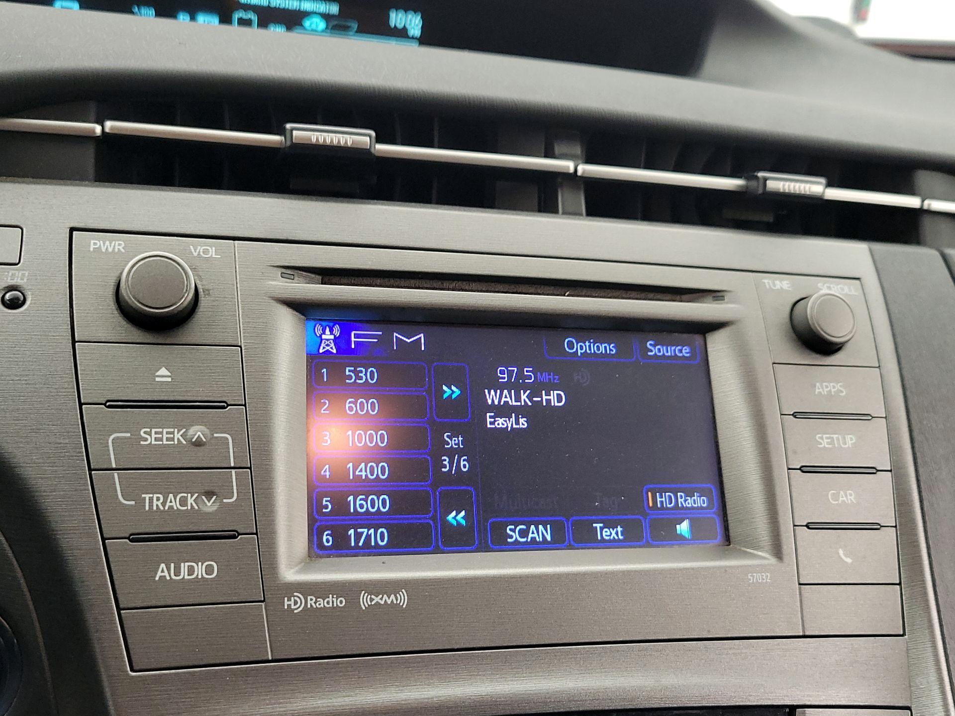 Thumbnail: 2013 Toyota Prius - 16