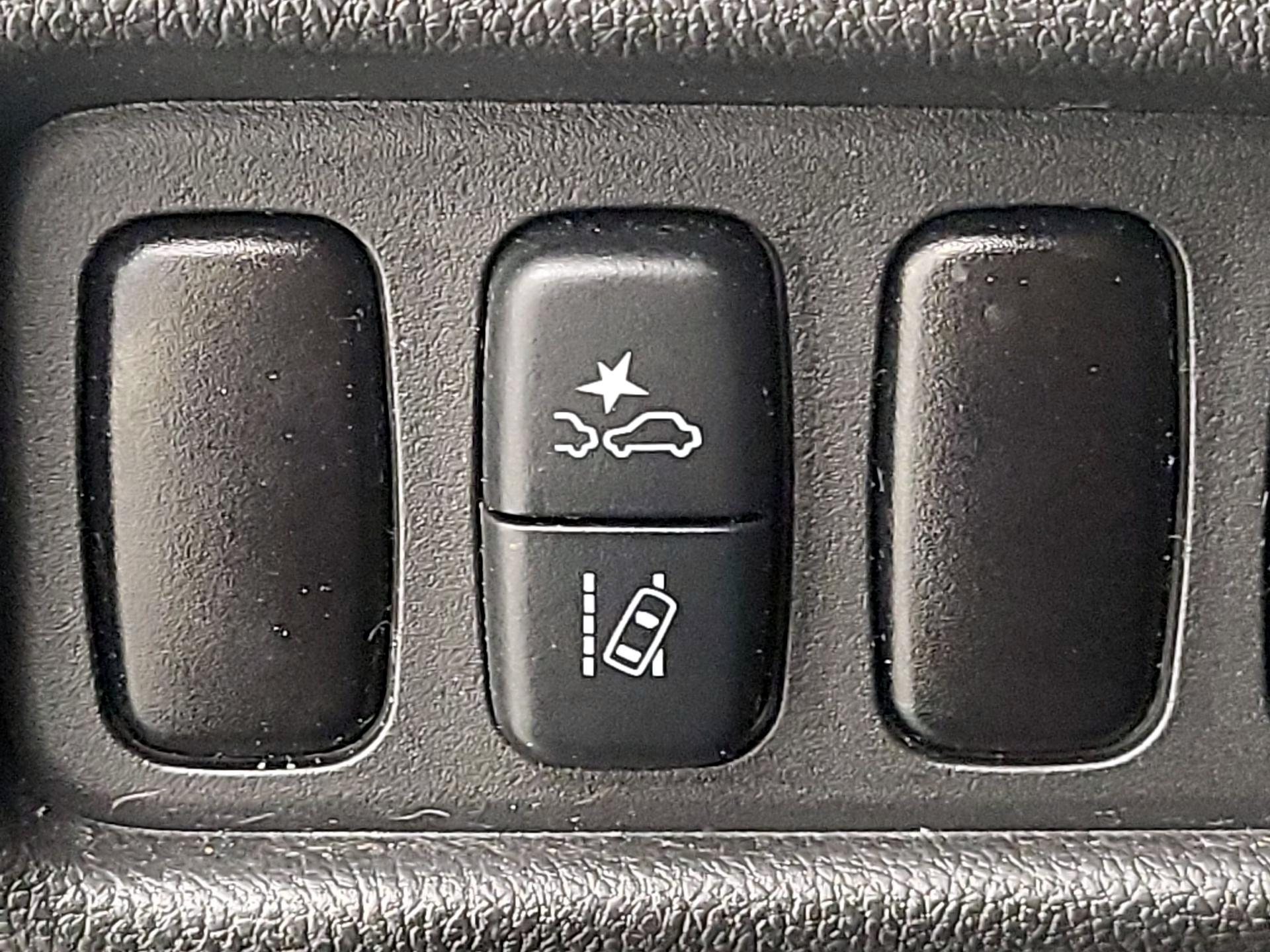 Thumbnail: 2021 Mitsubishi Outlander Sport - 13