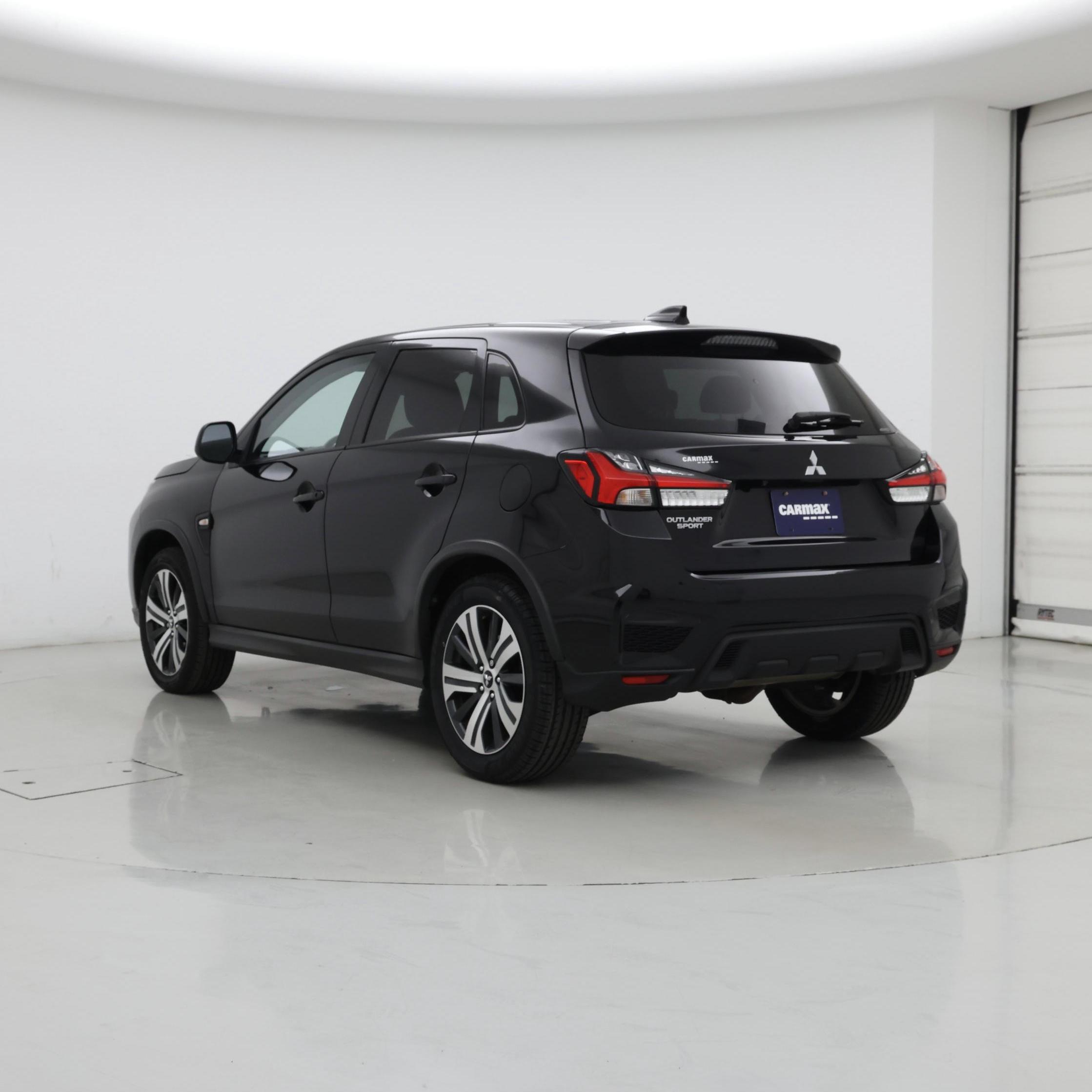 Thumbnail: 2021 Mitsubishi Outlander Sport - 2