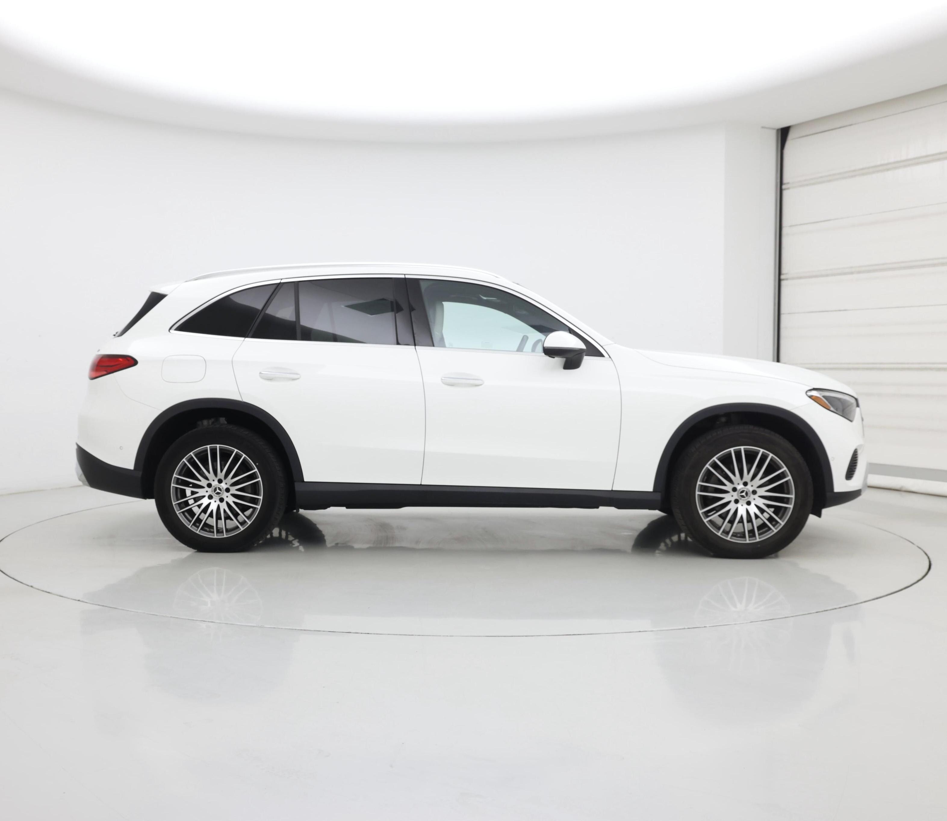 Thumbnail: 2024 Mercedes-Benz GLC - 7