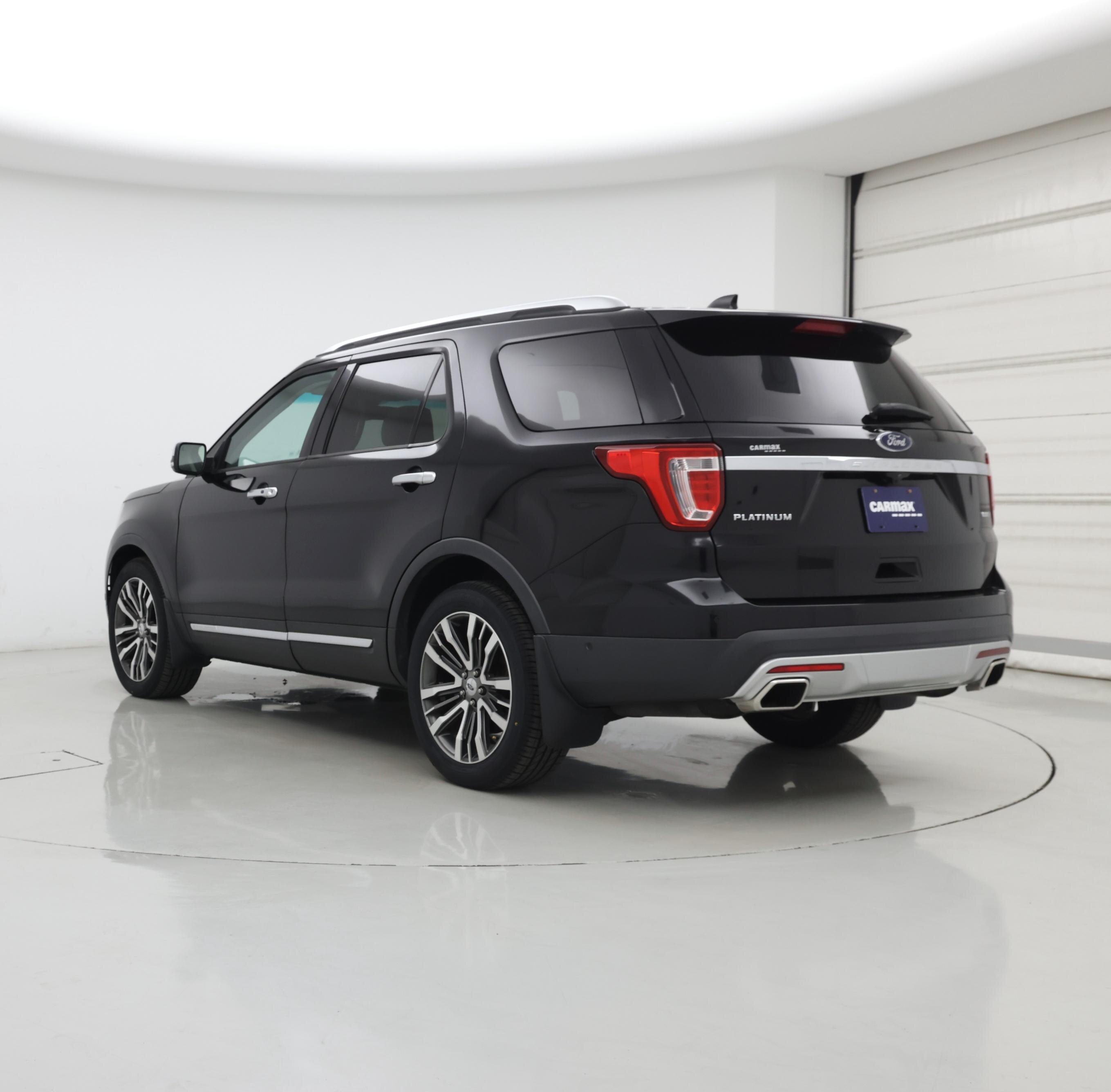Thumbnail: 2016 Ford Explorer - 2