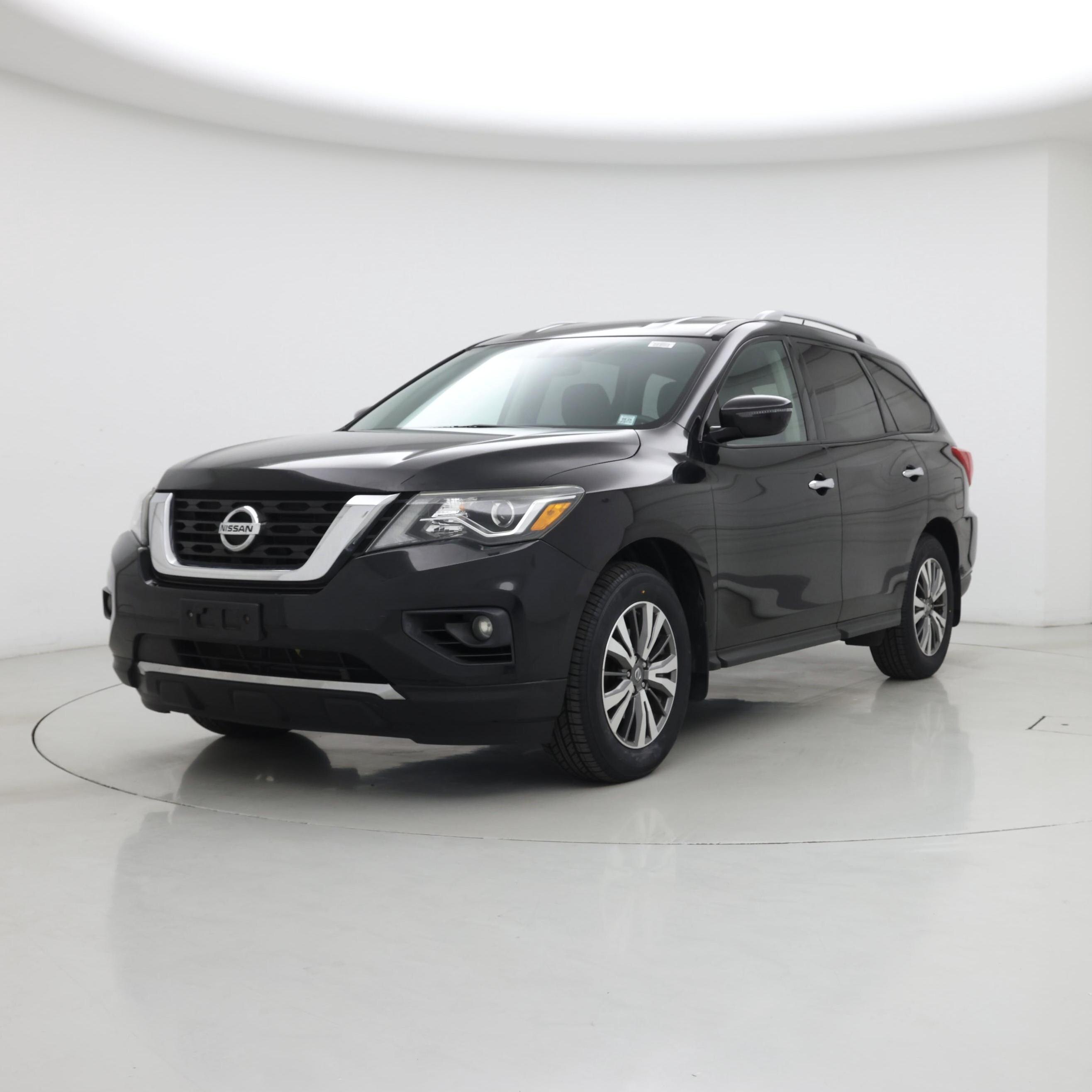 Thumbnail: 2017 Nissan Pathfinder - 4