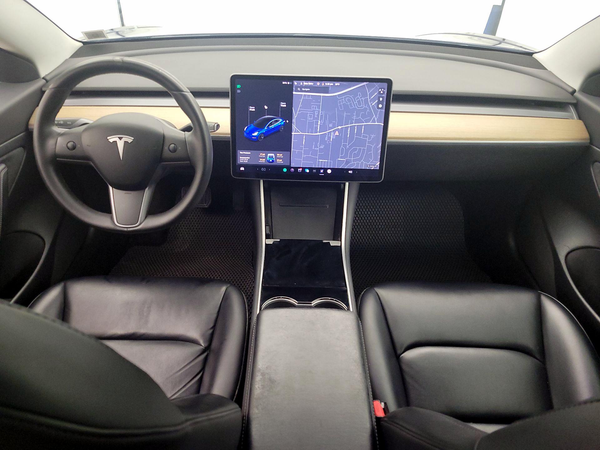 Thumbnail: 2020 Tesla Model 3 - 9
