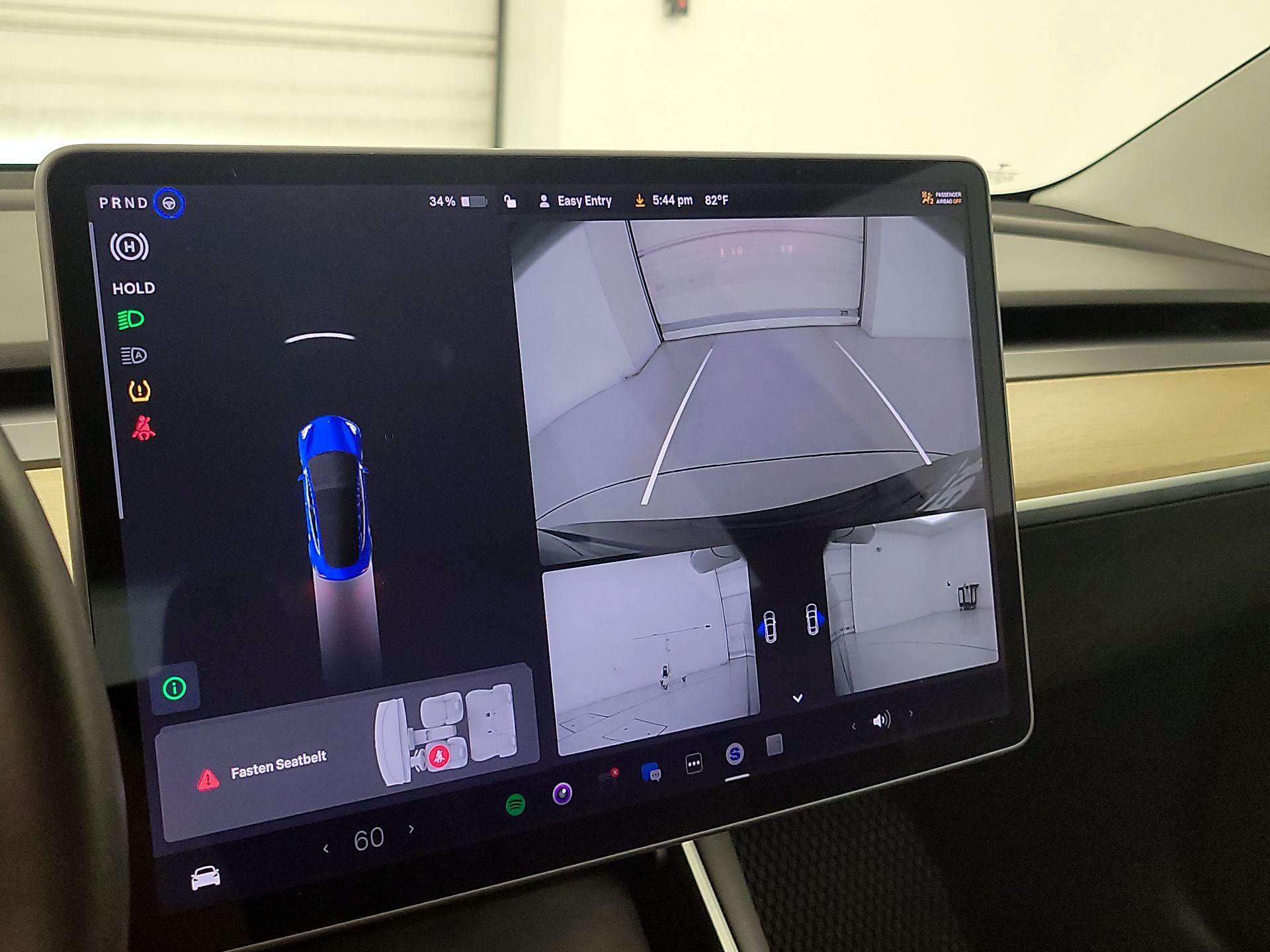 Thumbnail: 2020 Tesla Model 3 - 14